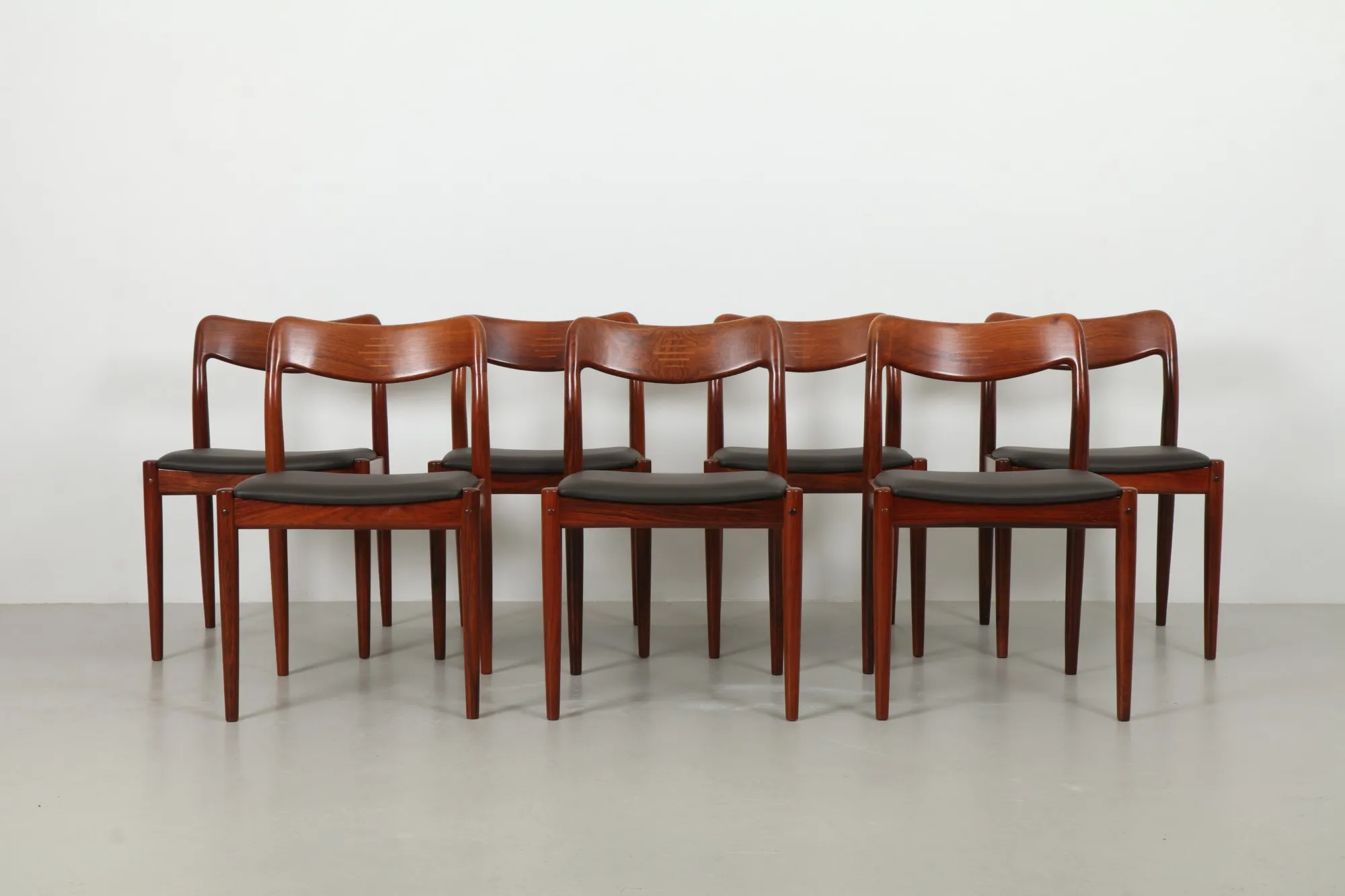 Eight Deluxe Johannes Andersen Dining Chairs by Uldum Mobelfabrik