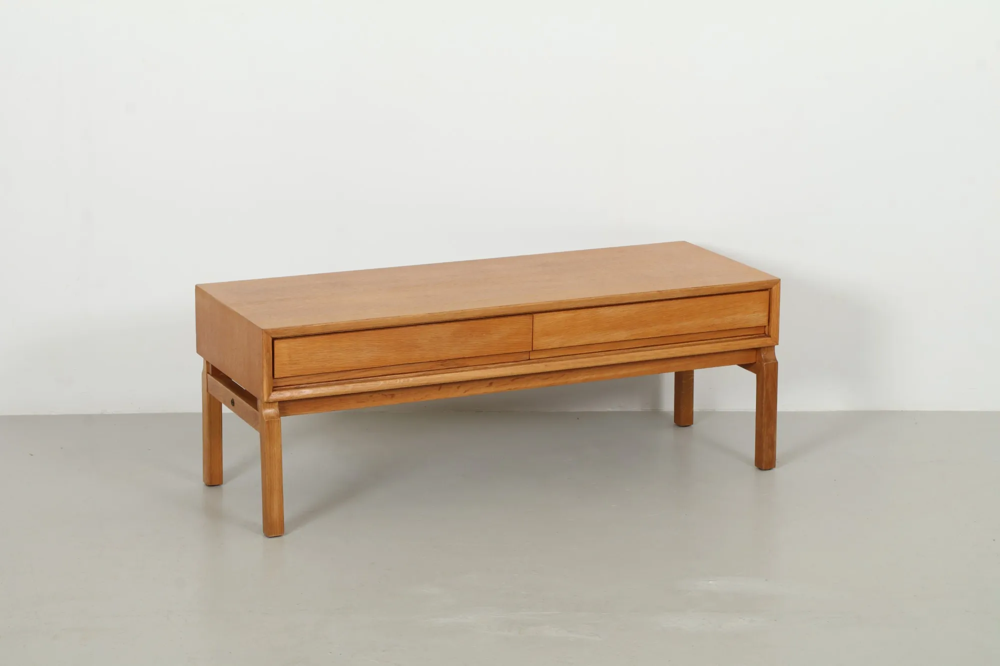 Sleek Marian Grabinski 'MTP' TV Cabinet by Möbel Ikea