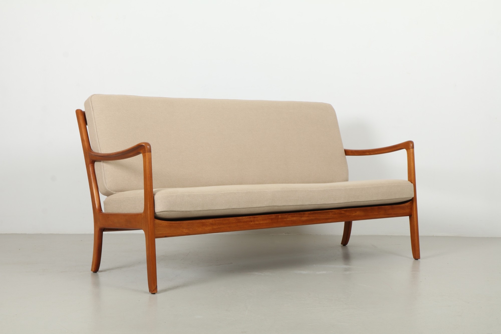 Refined Early Edition Ole Wanscher 'FD 108' Sofa by France & Daverkosen