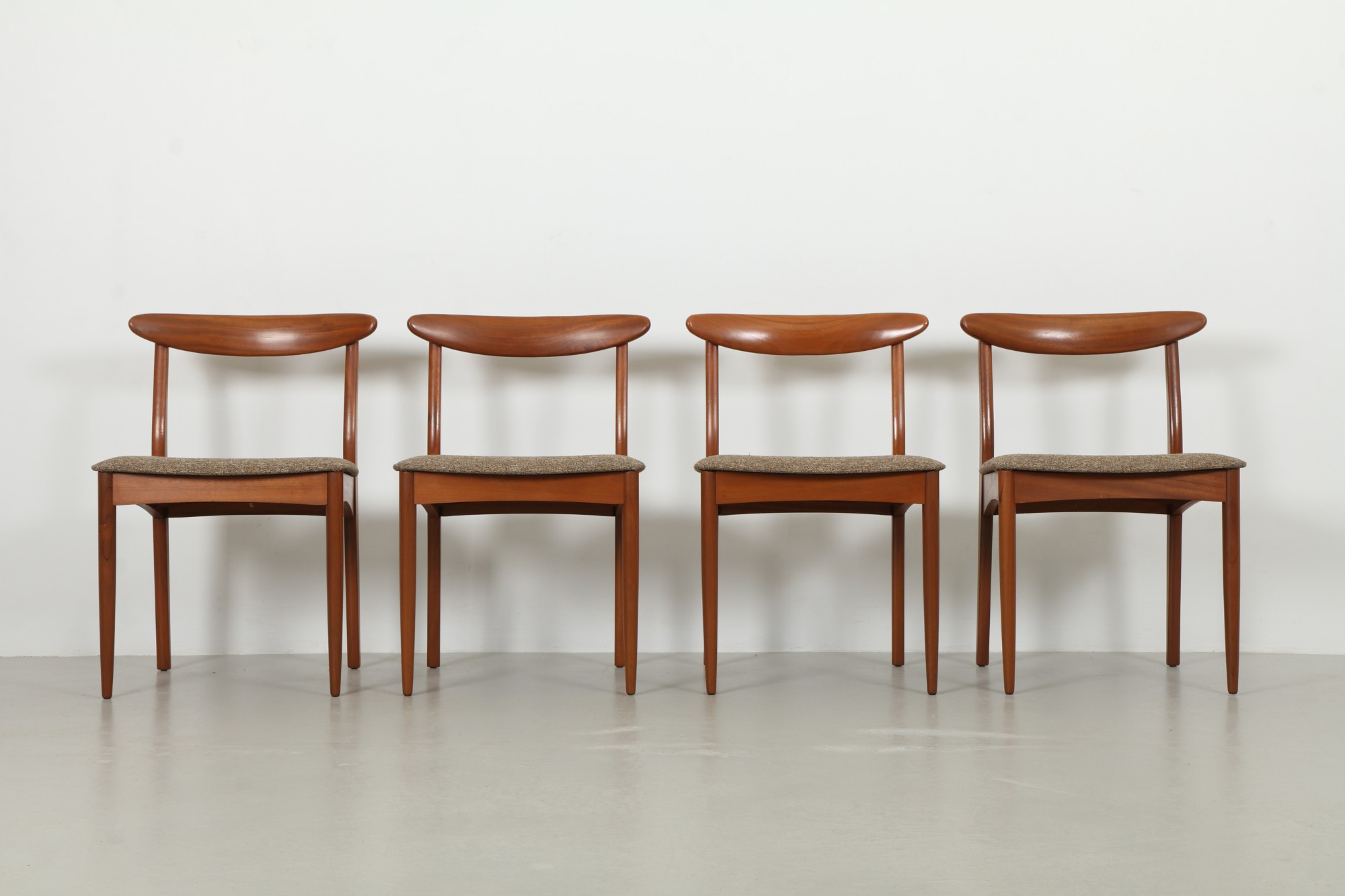 Elegant Mid Century British Dining Chairs by Greaves & Thomas