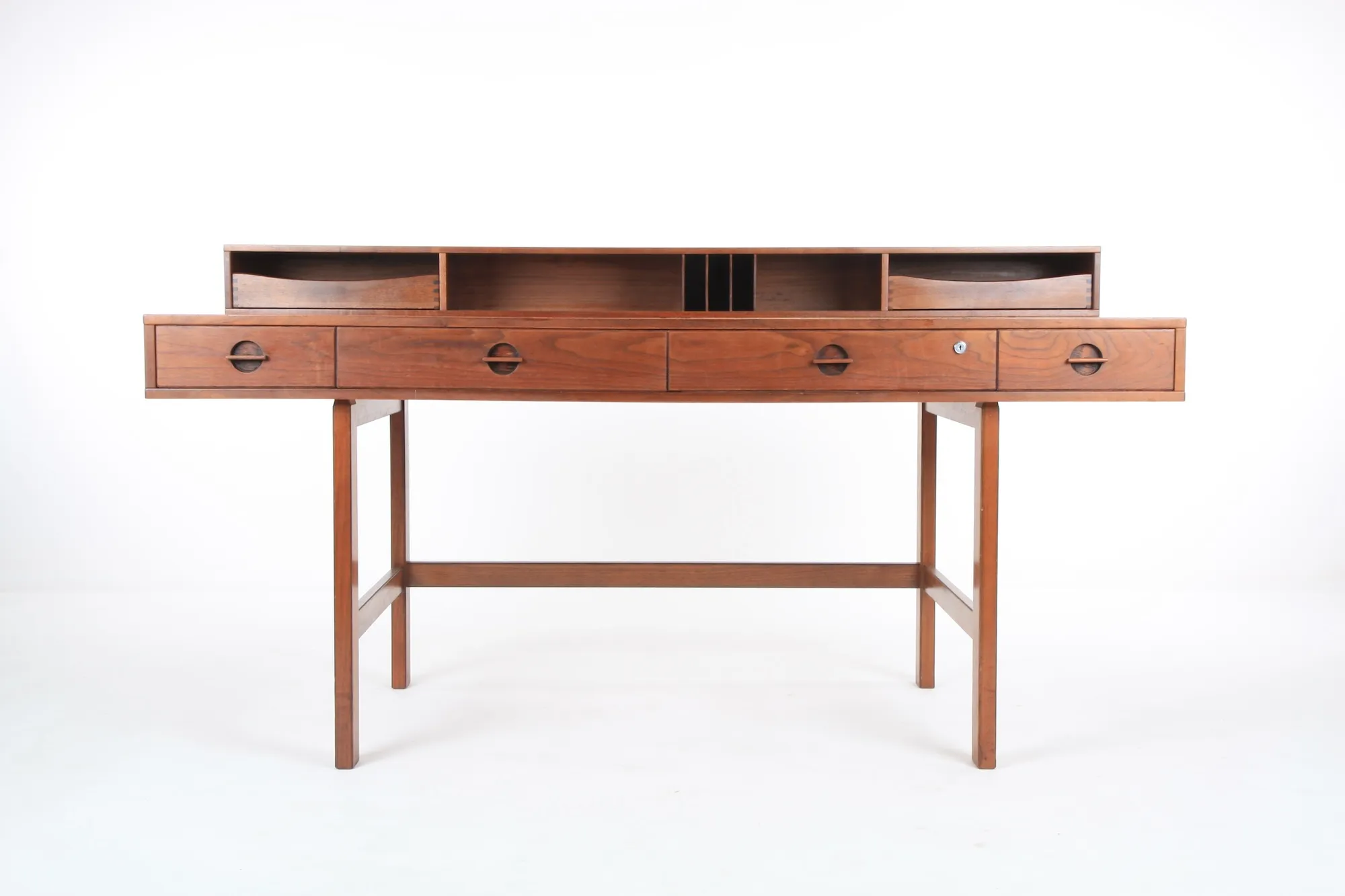 10 Favourite Designer Desks