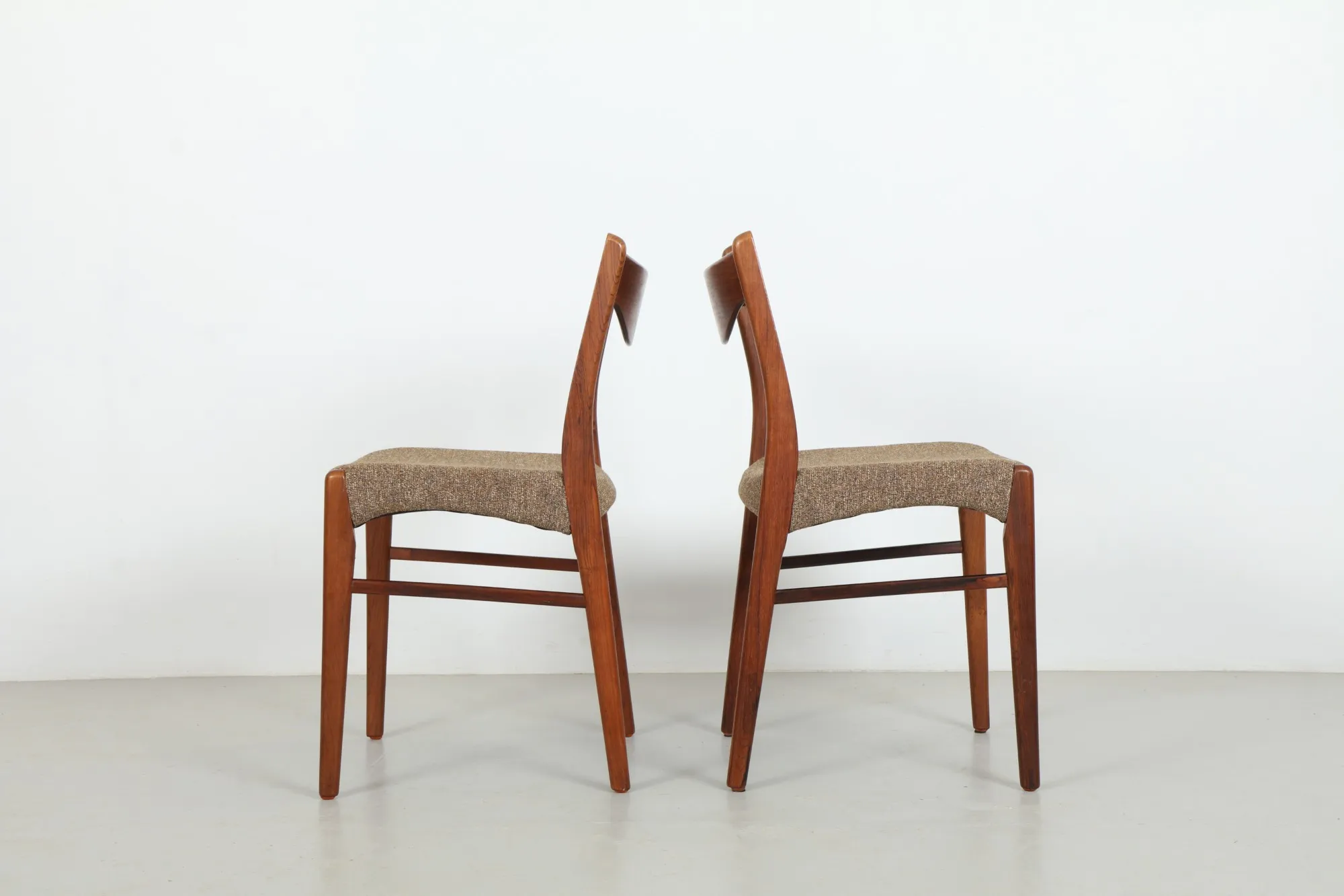 Six Sophisticated Arne Wahl Iversen 'GS61' Dining Chairs by Glyngore Stolefabrik 