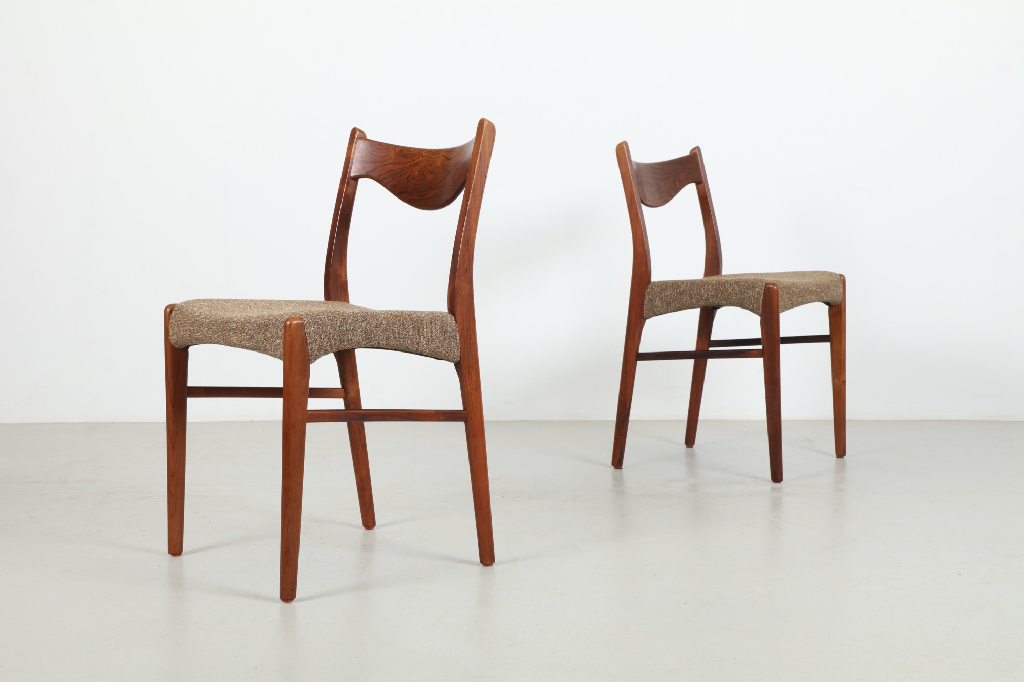 Six Sophisticated Arne Wahl Iversen 'GS61' Dining Chairs by Glyngore Stolefabrik 
