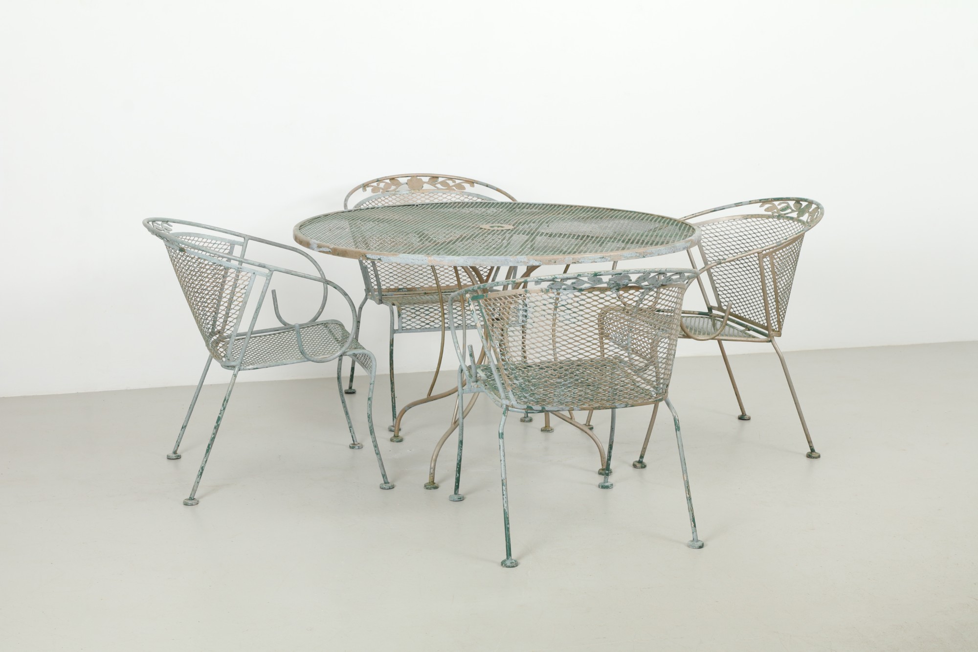 Russell Woodard (Attr) Wrought Iron Table and Chairs