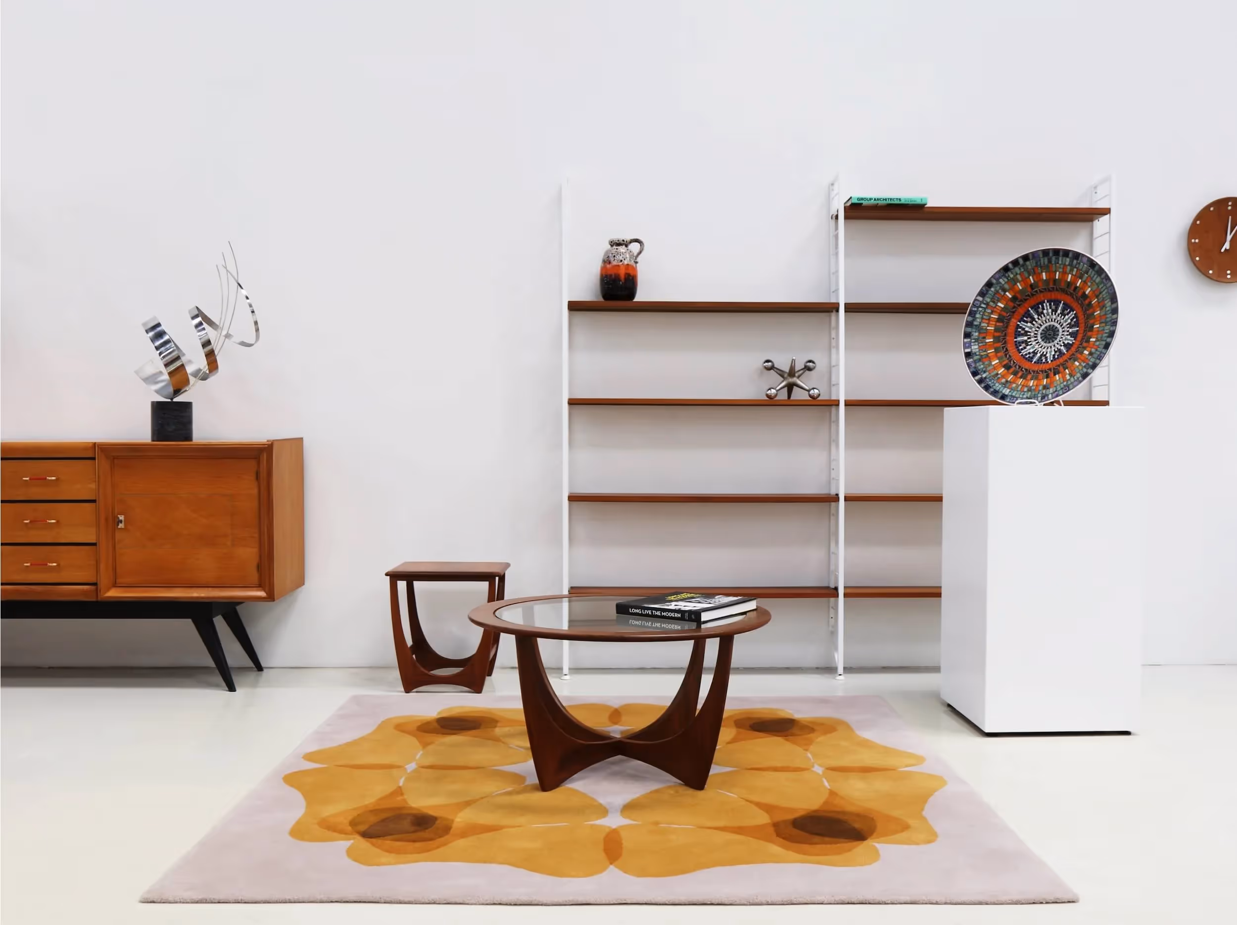 Mr. Bigglesworthy Furniture Gallery