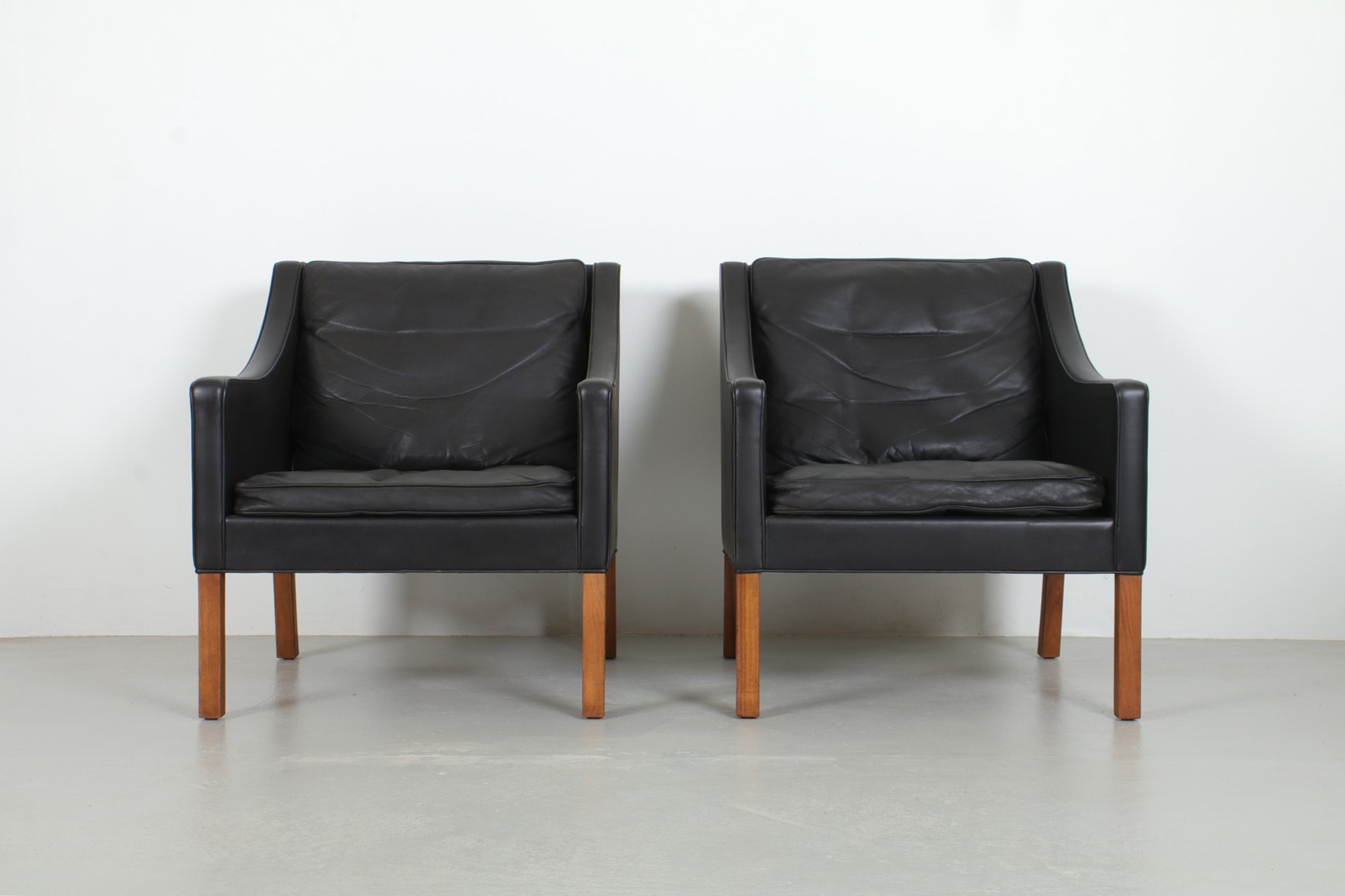 Pair of Iconic Borge Mogensen 'Model 2207' Armchairs by Fredericia