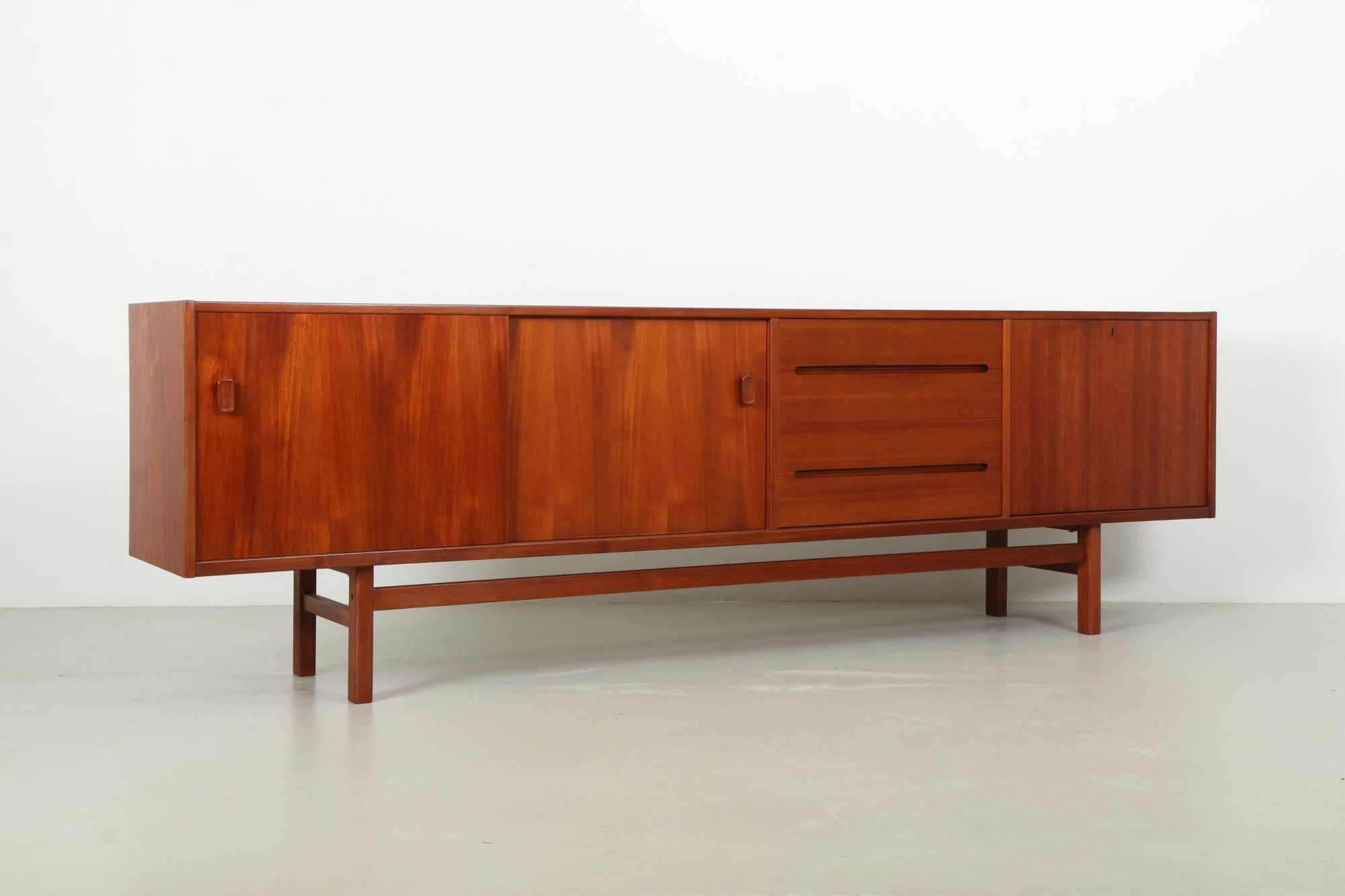 Epic Nils Jonsson XL ‘Arlid’ Sideboard by Troeds