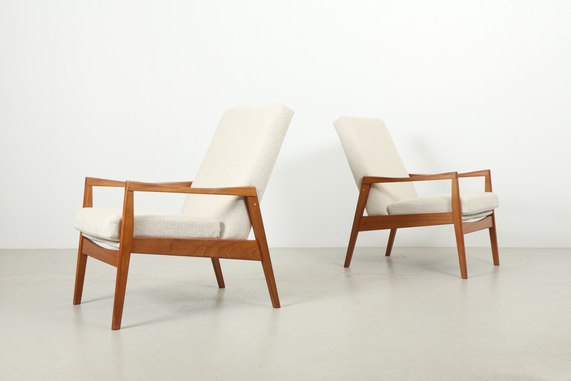 Pair Sharp Mid-Century NZ Armchair by Airest