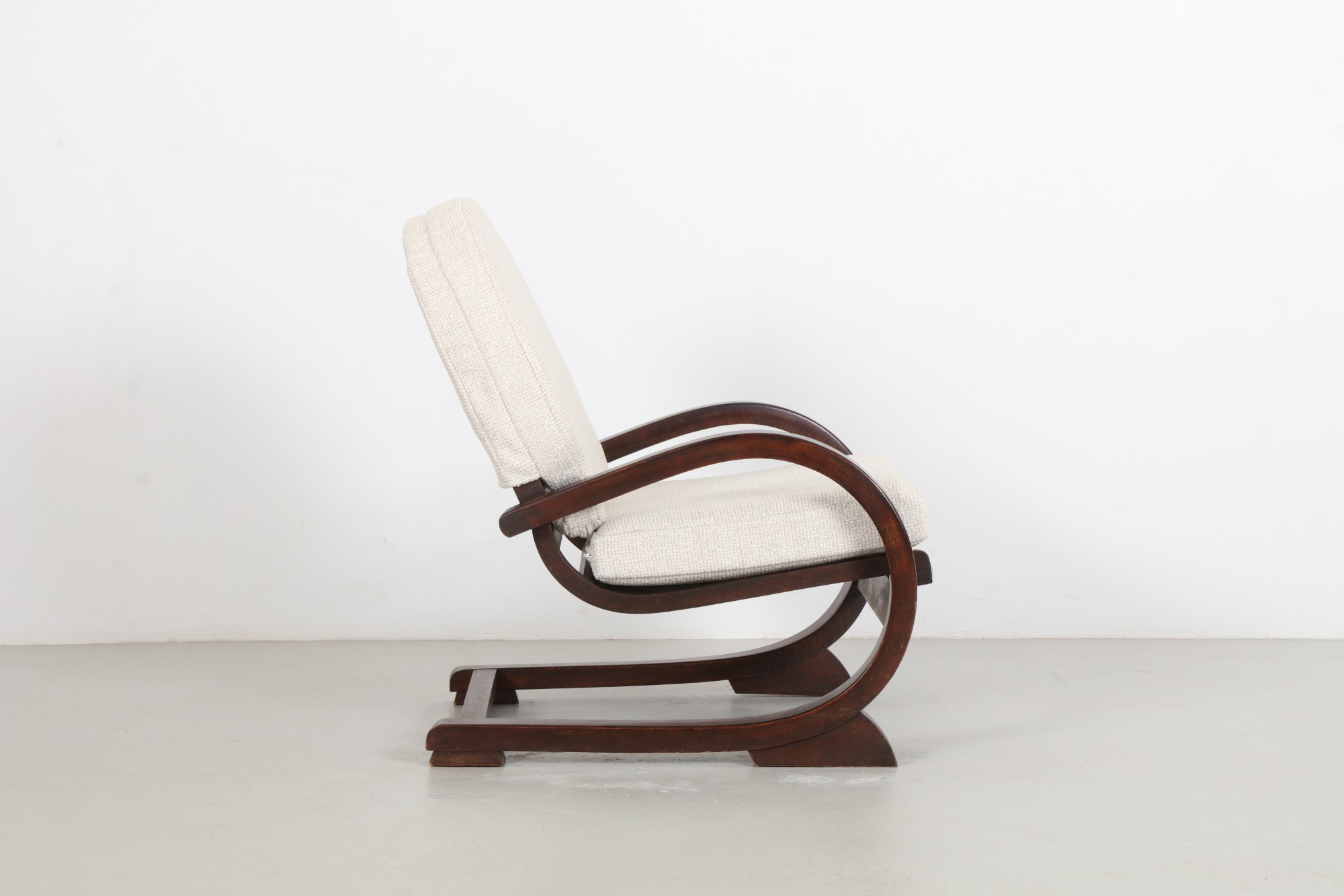 Curvaceous 'Benslow' Cantilever Chair by Scoullar & Chisholm
