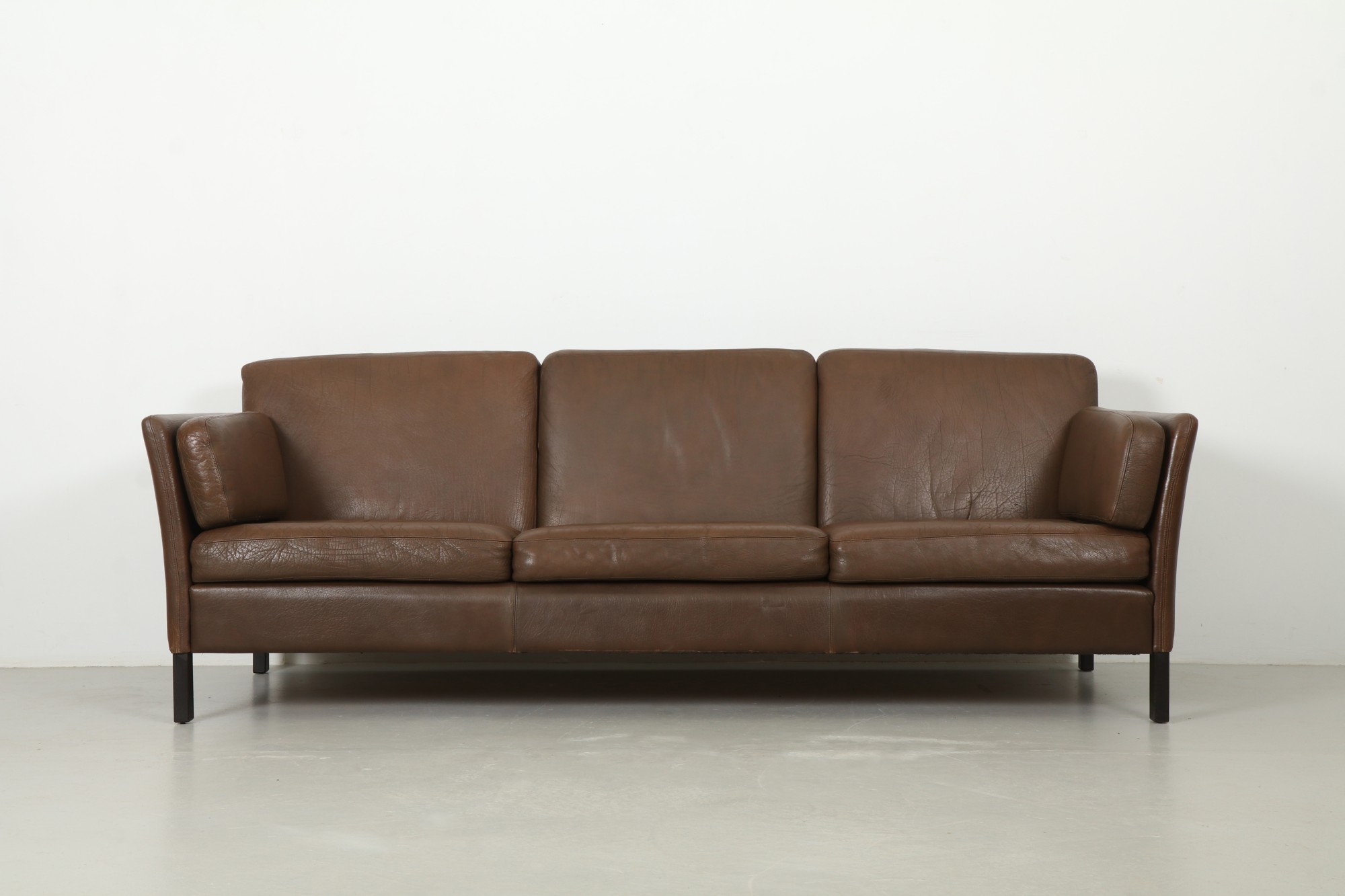 Stunning 'MH2225' Danish Leather Sofa by Mogens Hansen