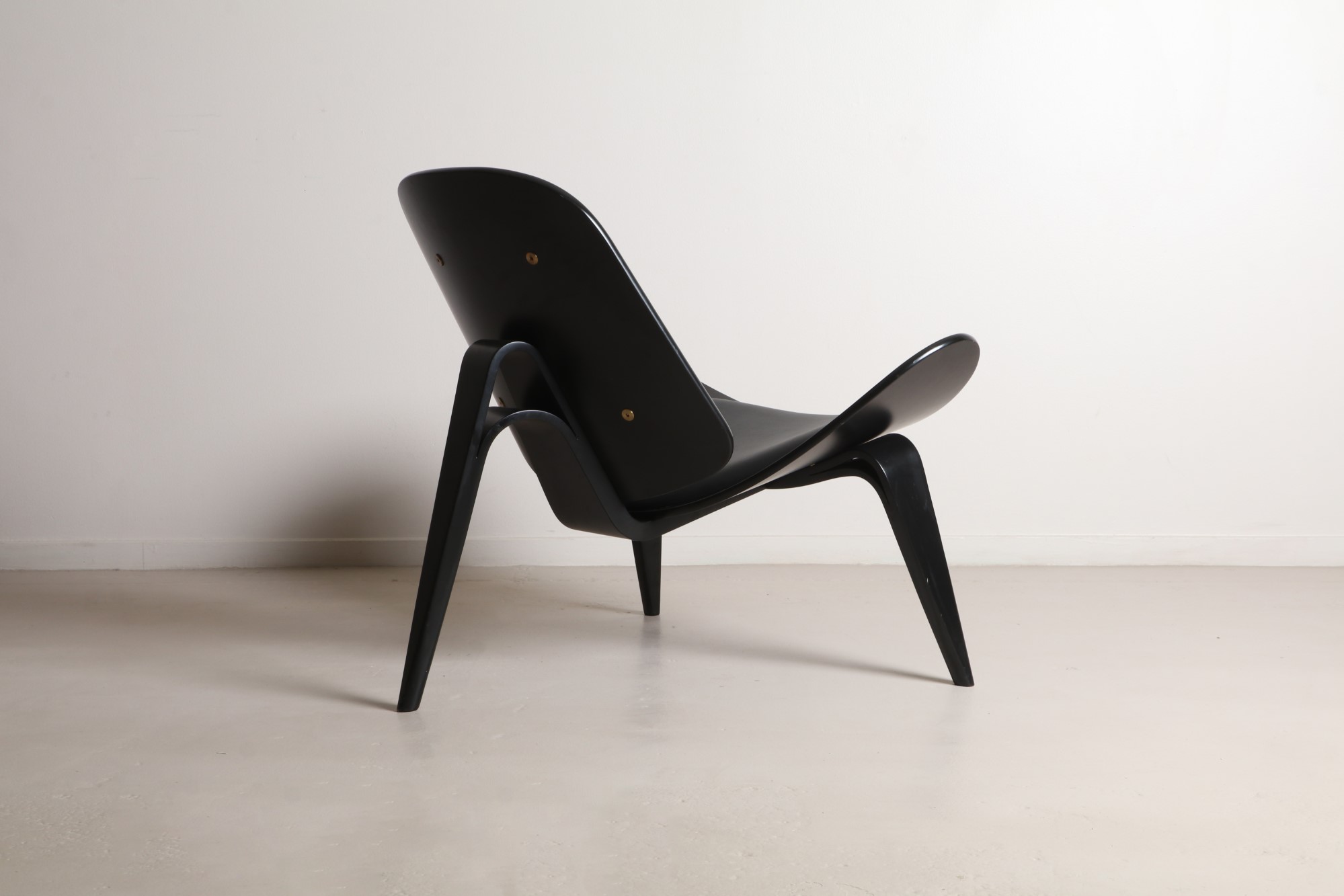 The Design Universe of Hans Wegner