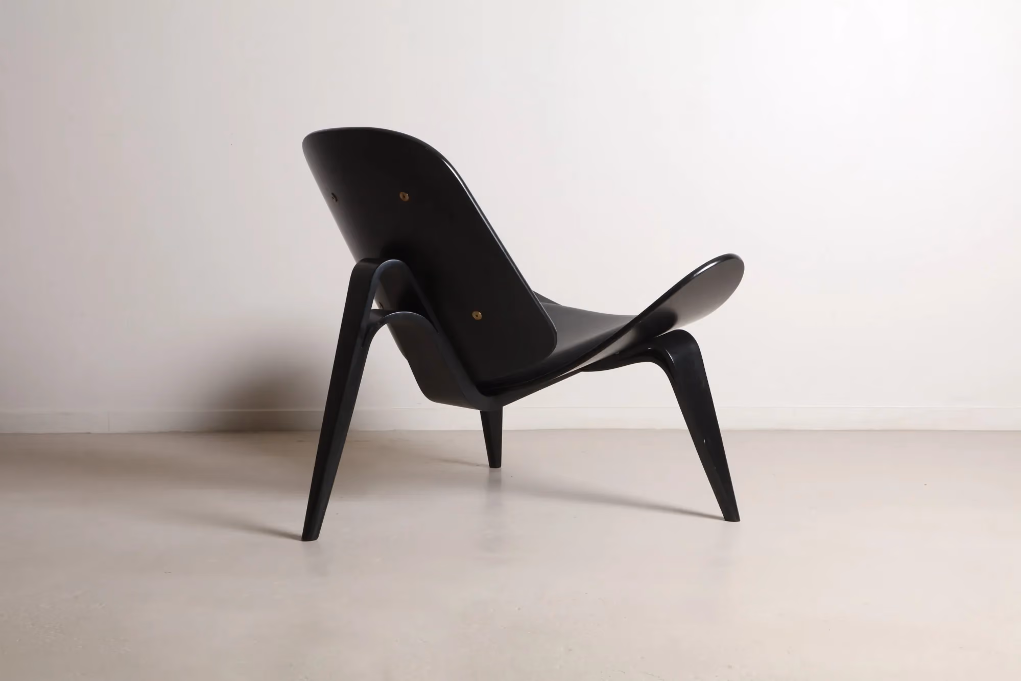 The Design Universe of Hans Wegner
