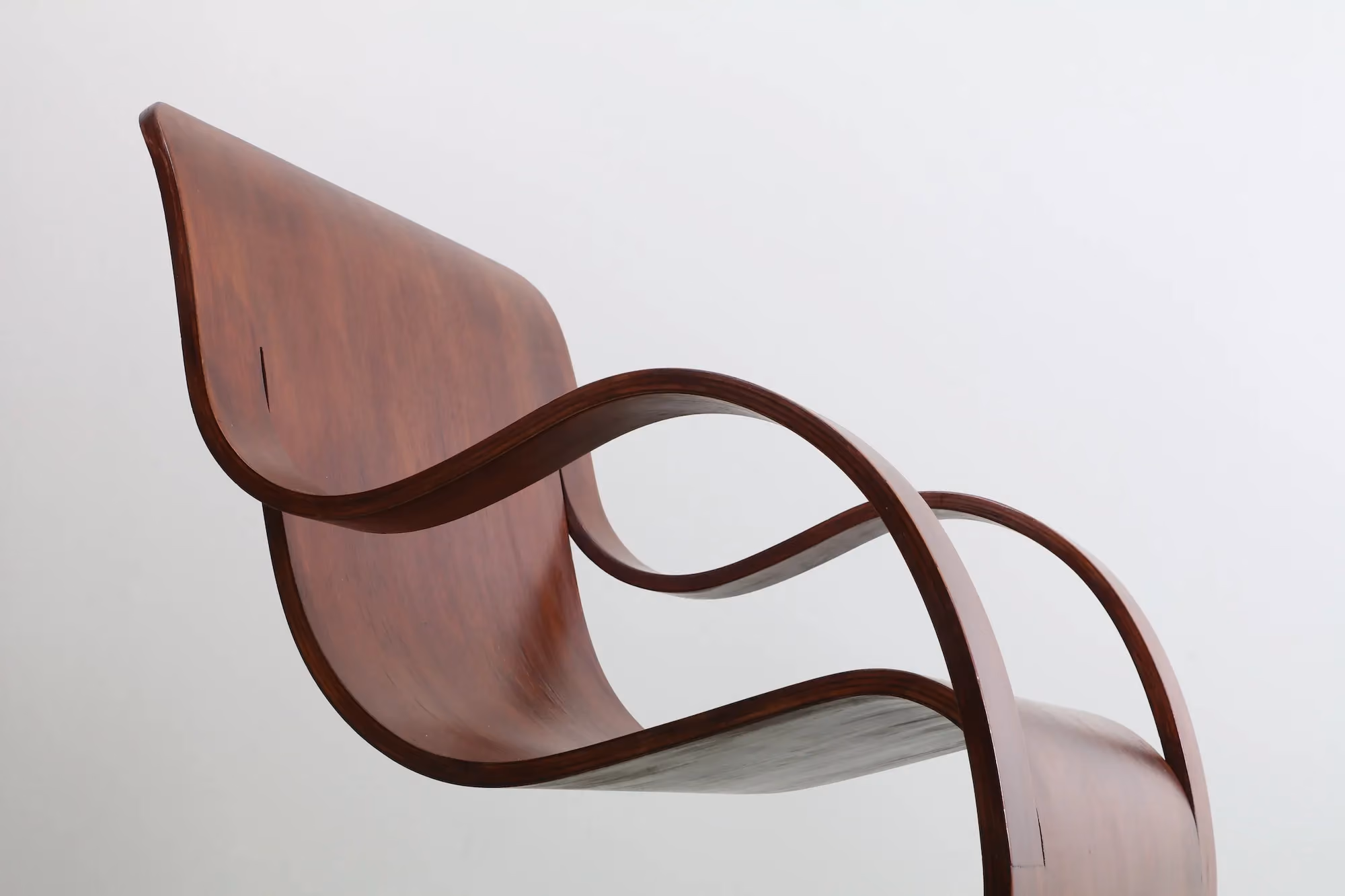 Garth Chester : Master of Modernism