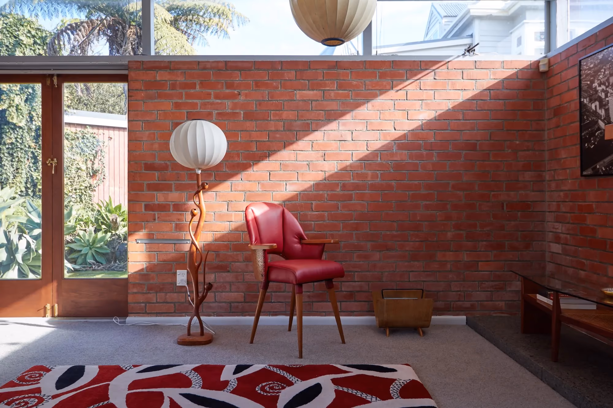 Garth Chester : Master of Modernism
