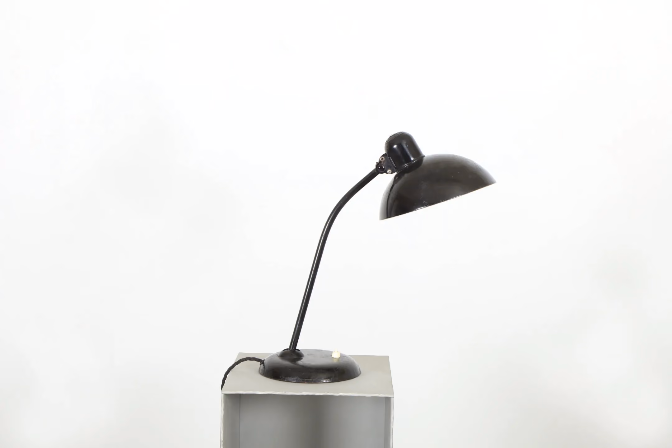 Iconic Christian Dell 'Model 6556' Bauhaus Table Lamp by Kaiser Idell