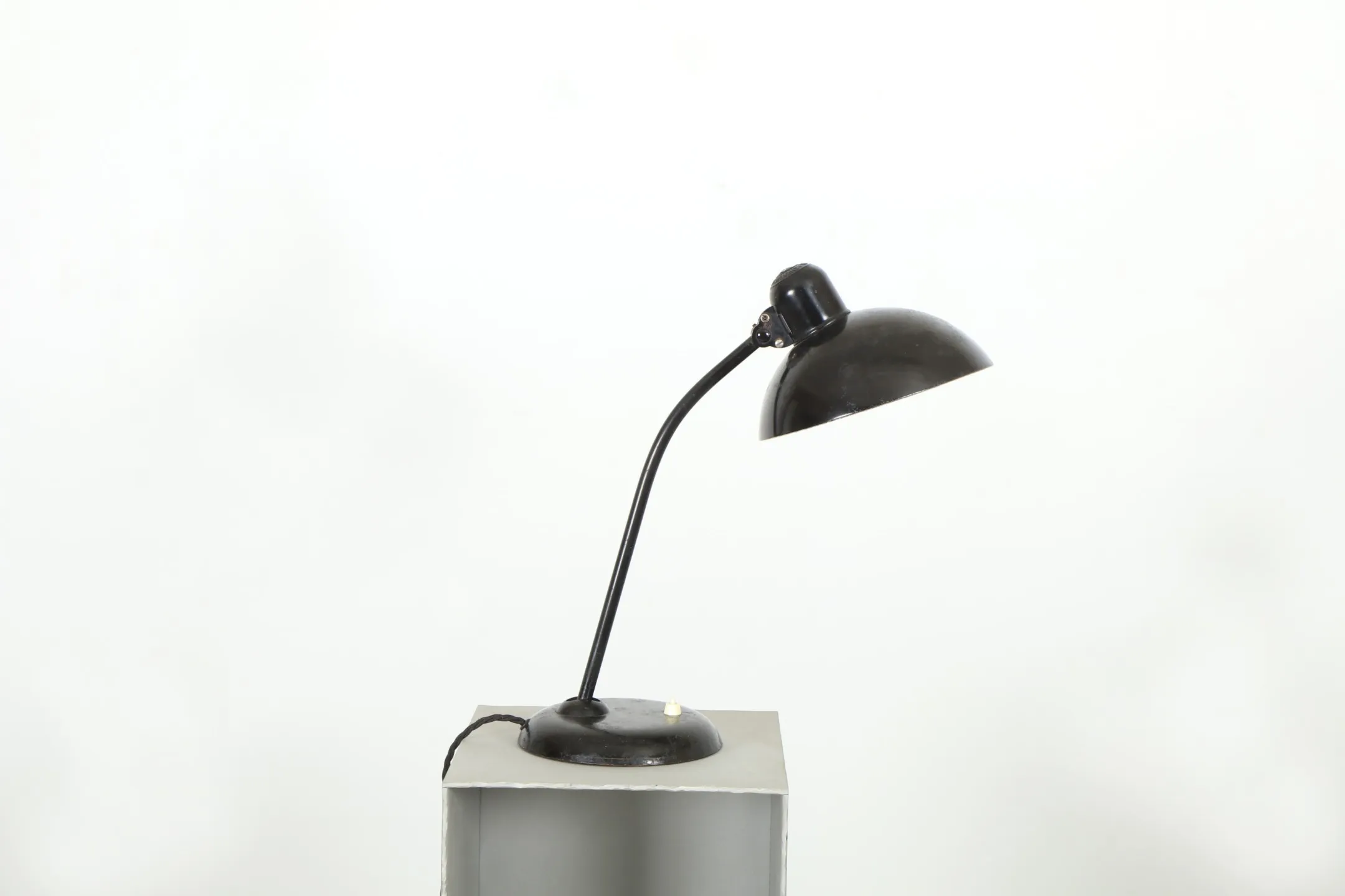 Iconic Christian Dell 'Model 6556' Bauhaus Table Lamp by Kaiser Idell