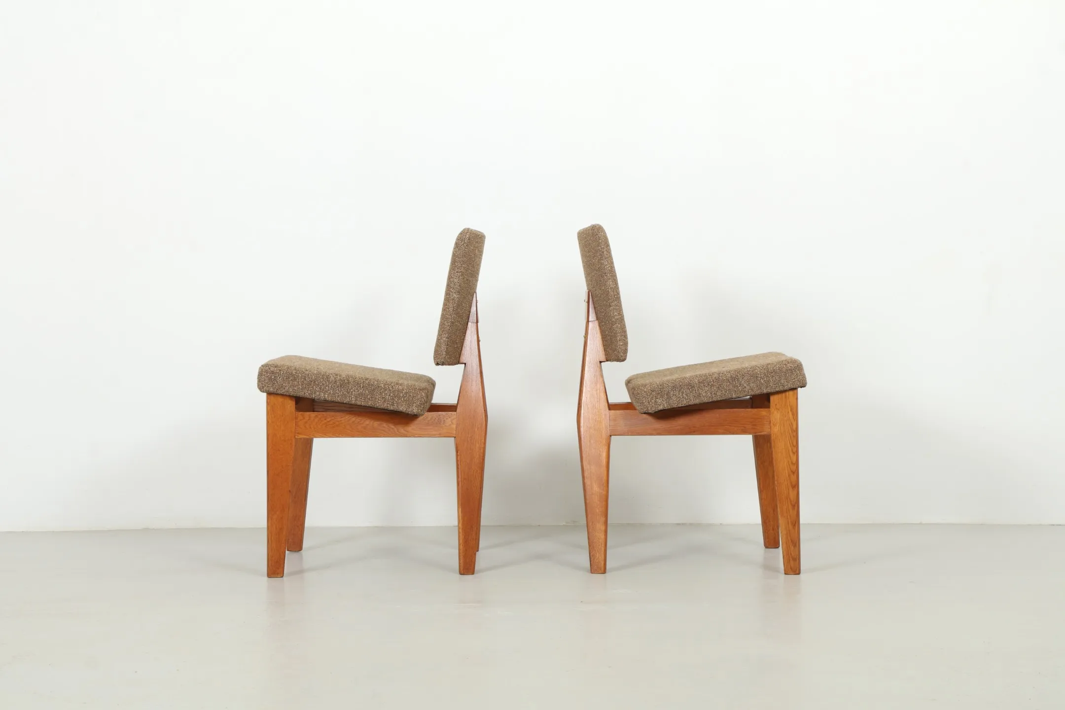 Four Sharp Bob Roukema (Attr) 'Model 4668' Dining Chairs by Jon Jansen