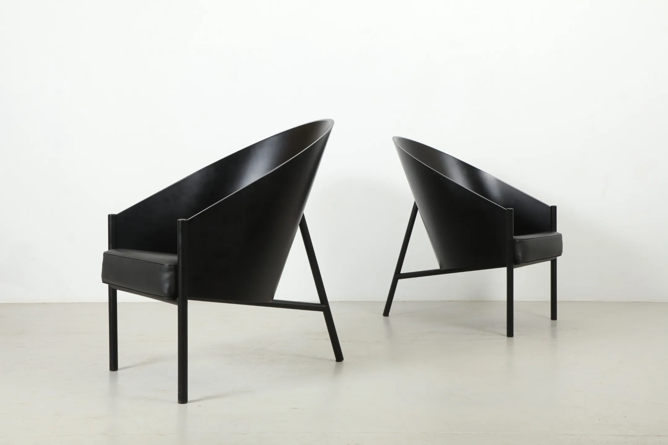 Pair of Sculptural Philippe Starck 'Pratfall' Armchairs by Driade