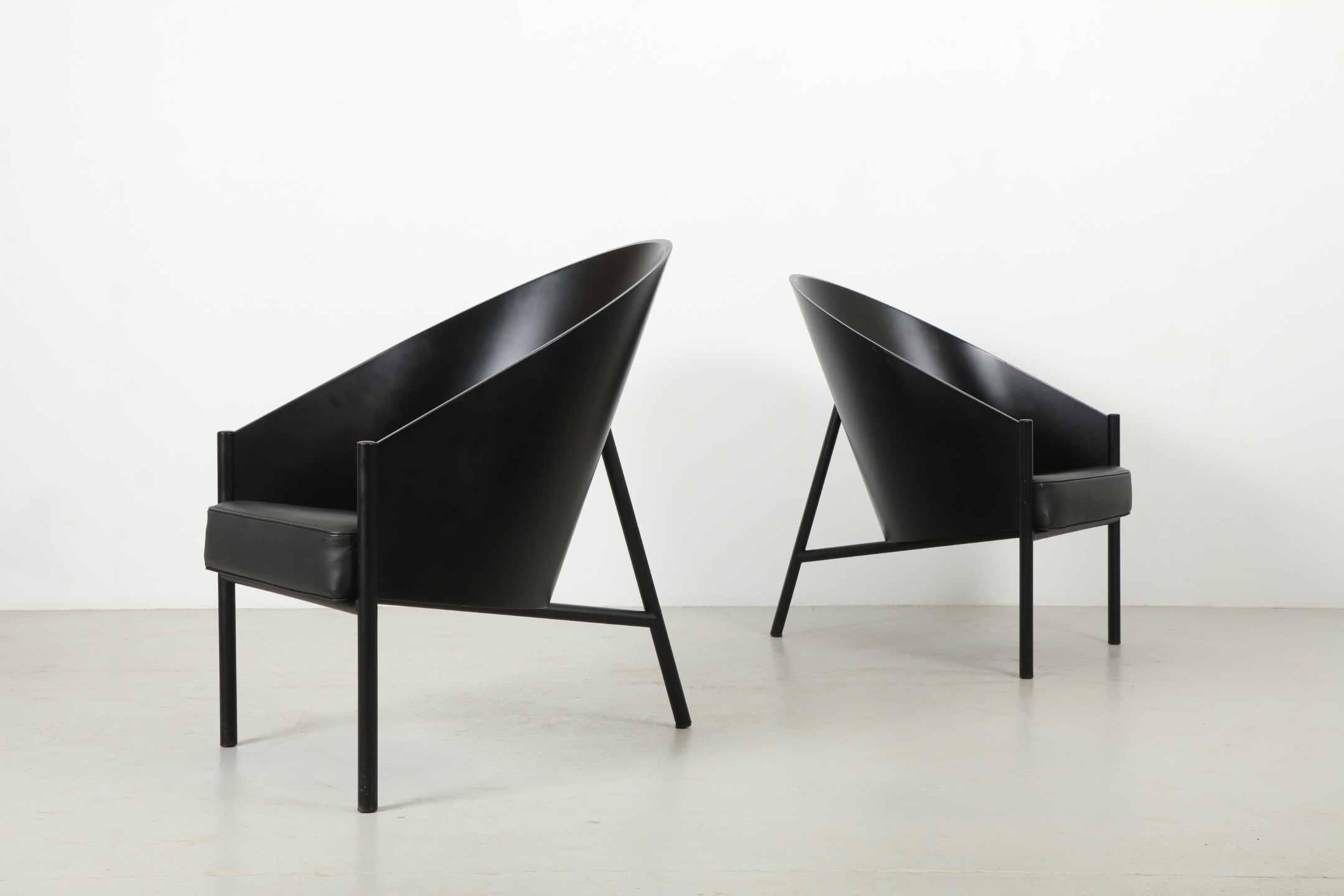Pair of Sculptural Philippe Starck 'Pratfall' Armchairs by Driade