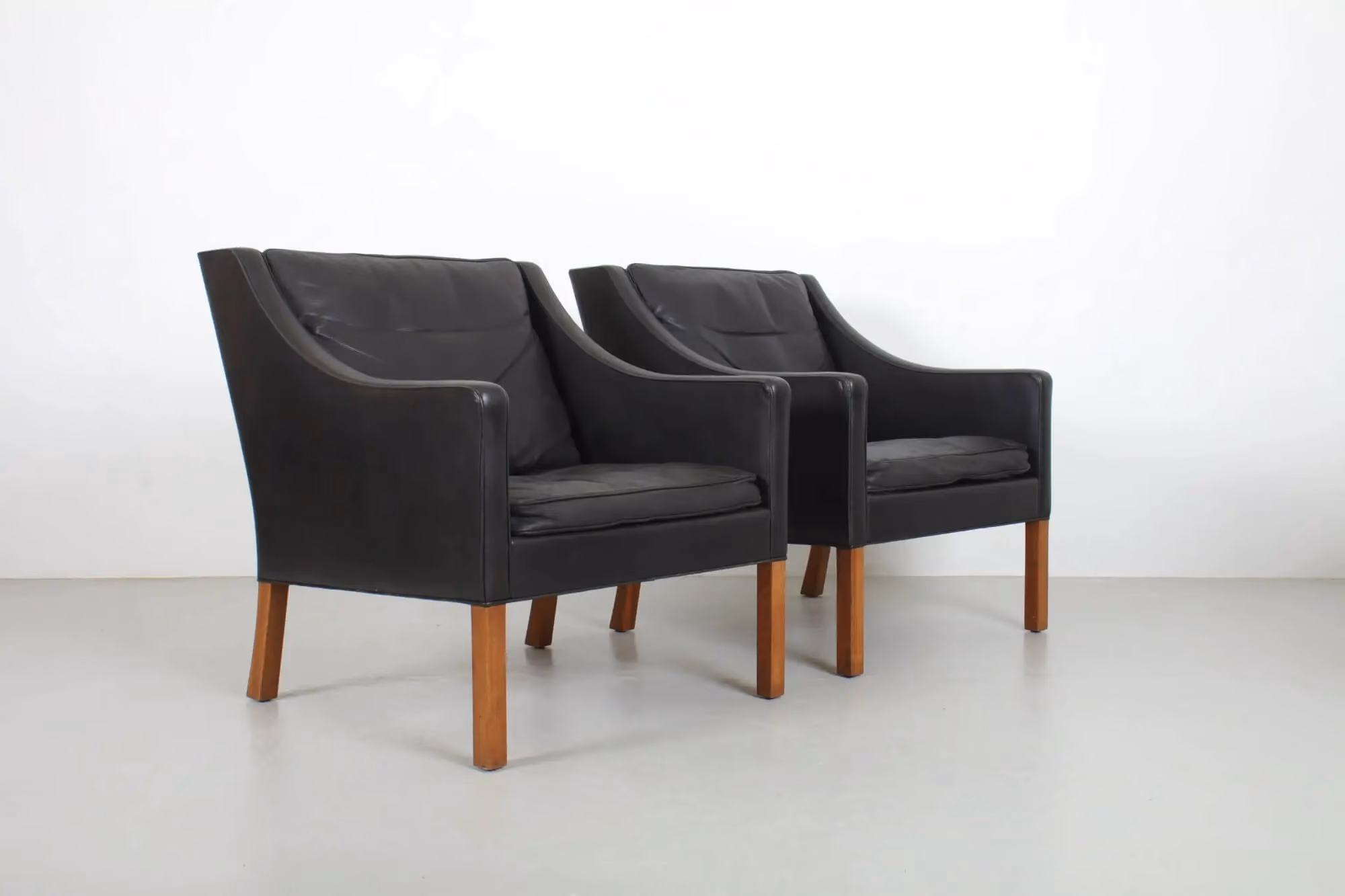 Pair of Iconic Borge Mogensen 'Model 2207' Armchairs by Fredericia