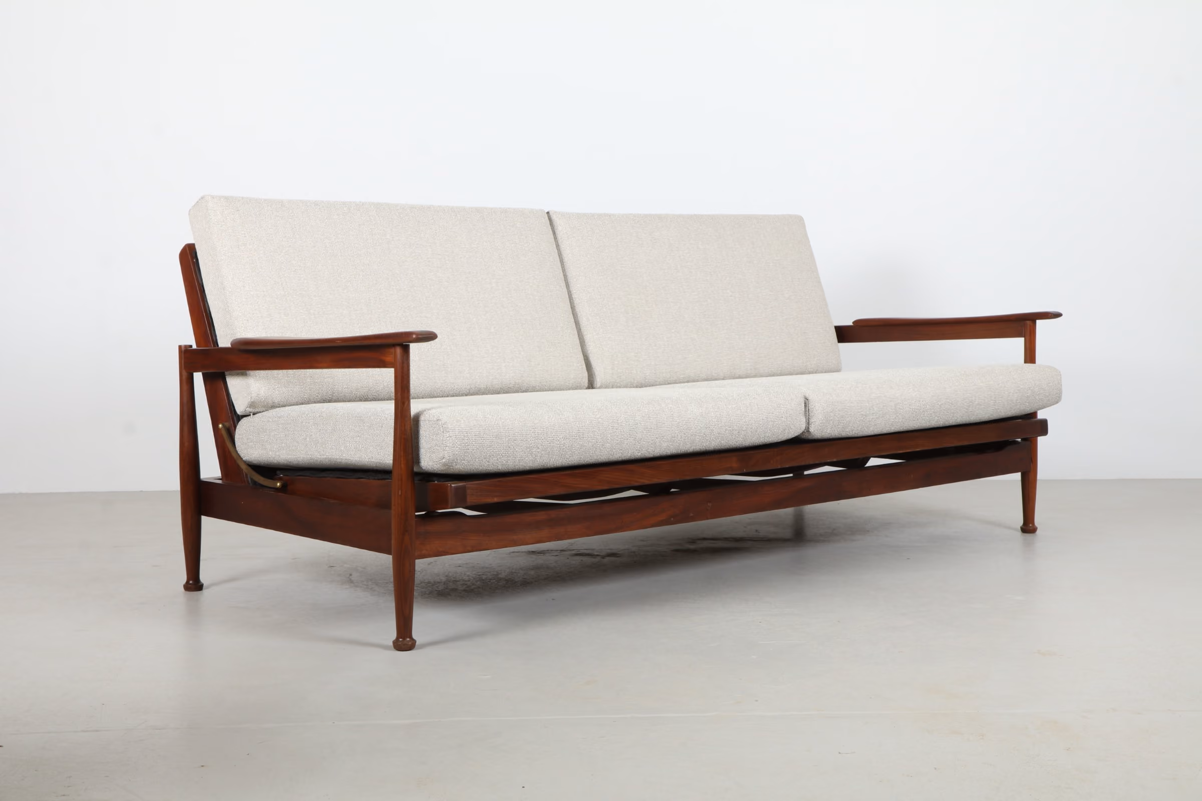 Sleek Fejér & Pamphilon 'Manhattan' Folding Sofa Daybed by Guy Rogers