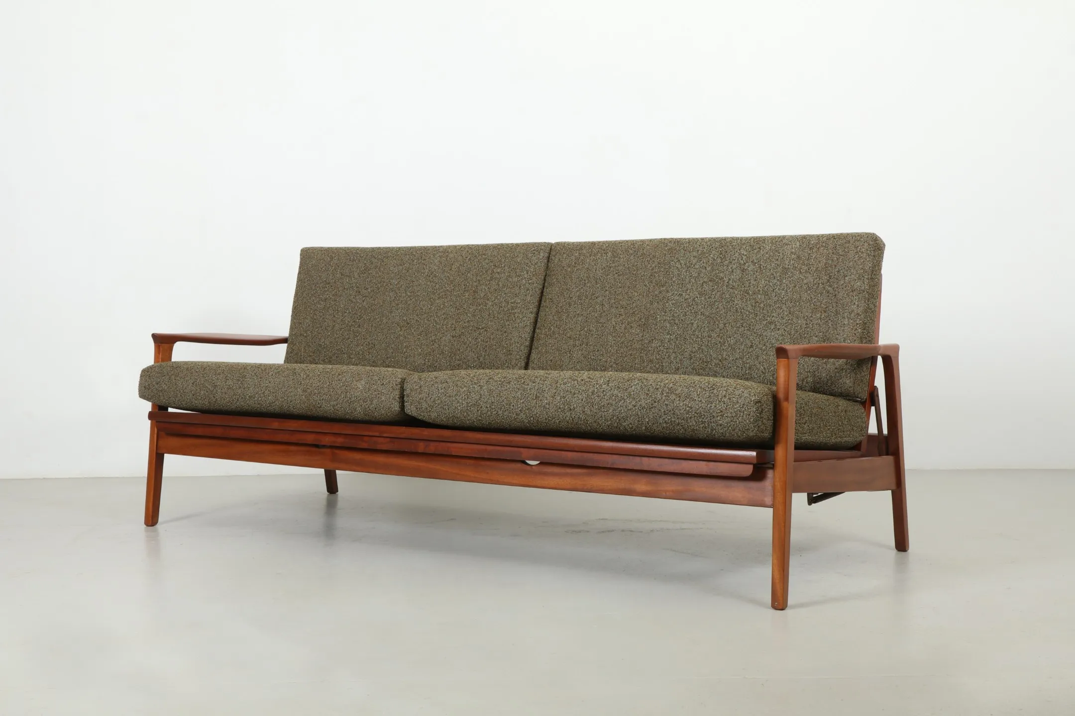 Refined NZ Made Folding Sofa Daybed by Vono