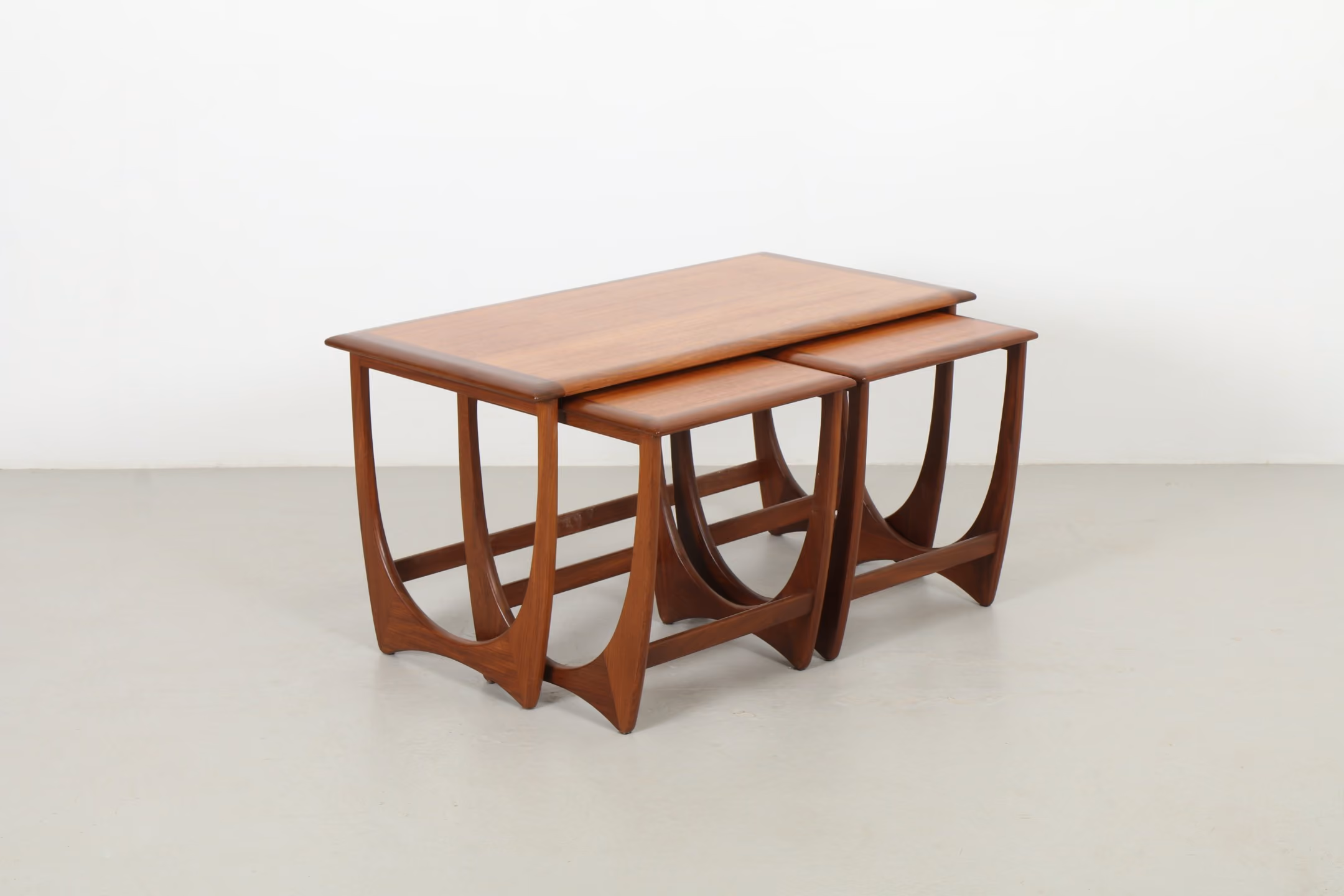 Sleek Victor Wilkins 'Brasilia' Long Nesting Coffee Tables by G-Plan