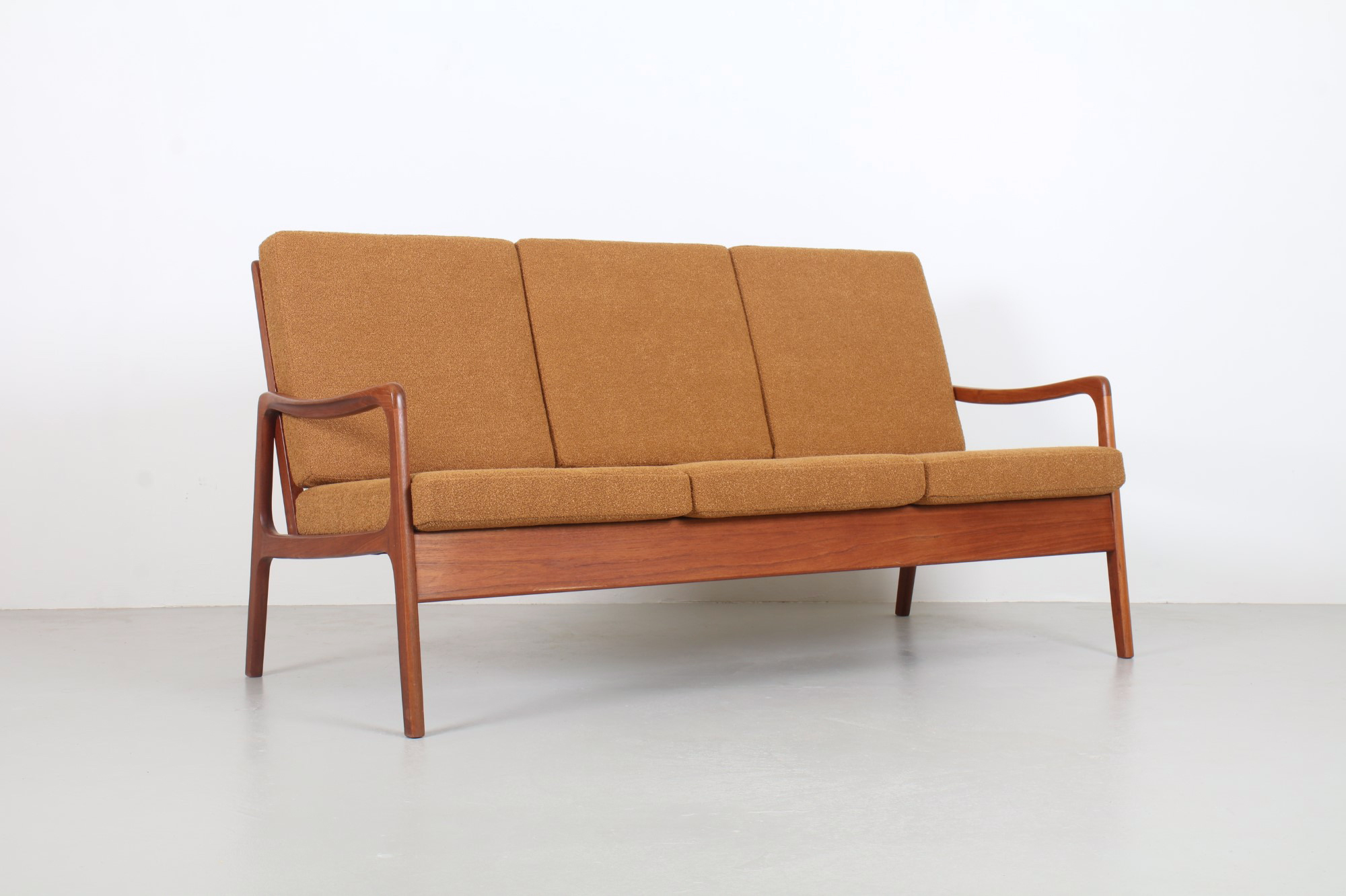 Refined Ole Wanscher 'FD 109' Three Seater Sofa by Backhouse