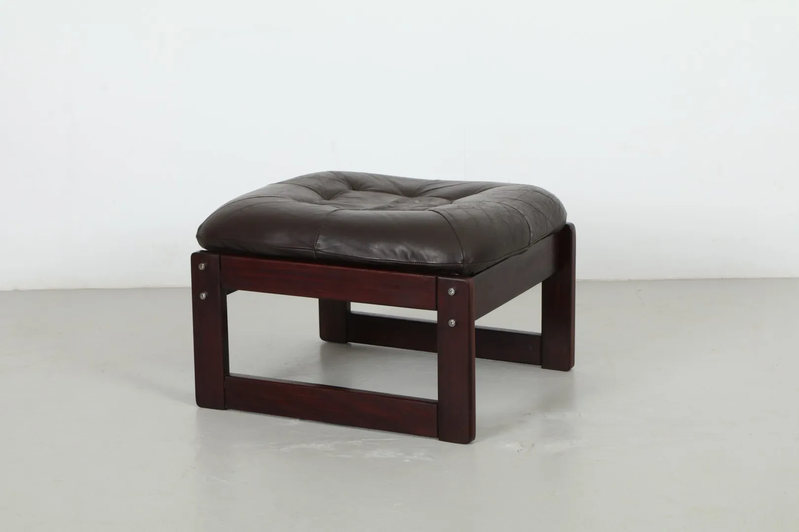 Bold Percival Lafer 'MP-91' Leather Ottoman by Moveis Lafer