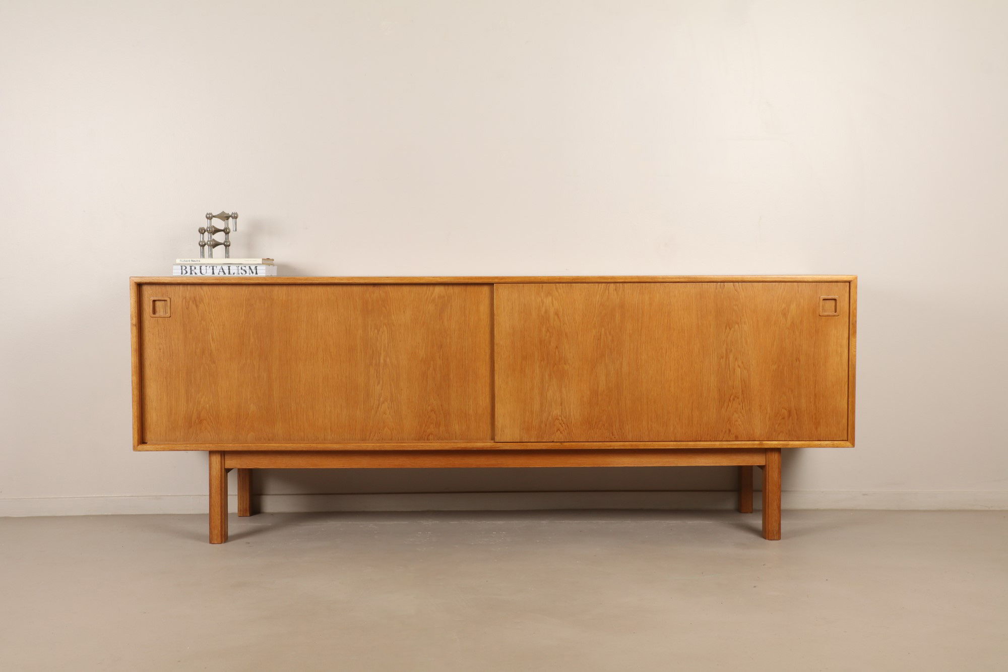 Omann Jun : Coveted Cabinetry