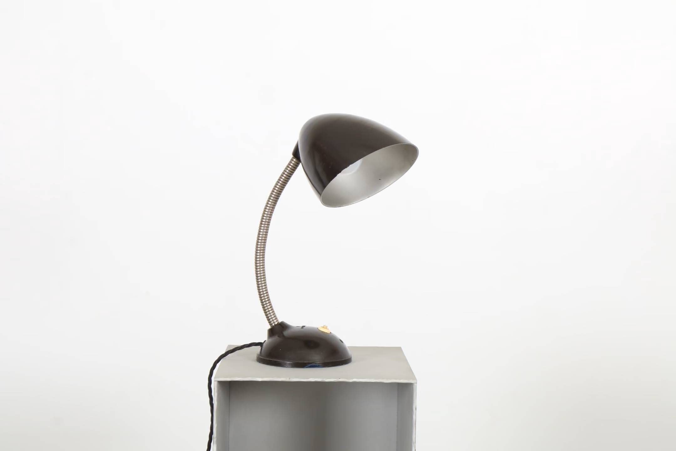 Bold Eric Kirkman Cole 'Model 11105' Desk Lamp by Elektrosvit