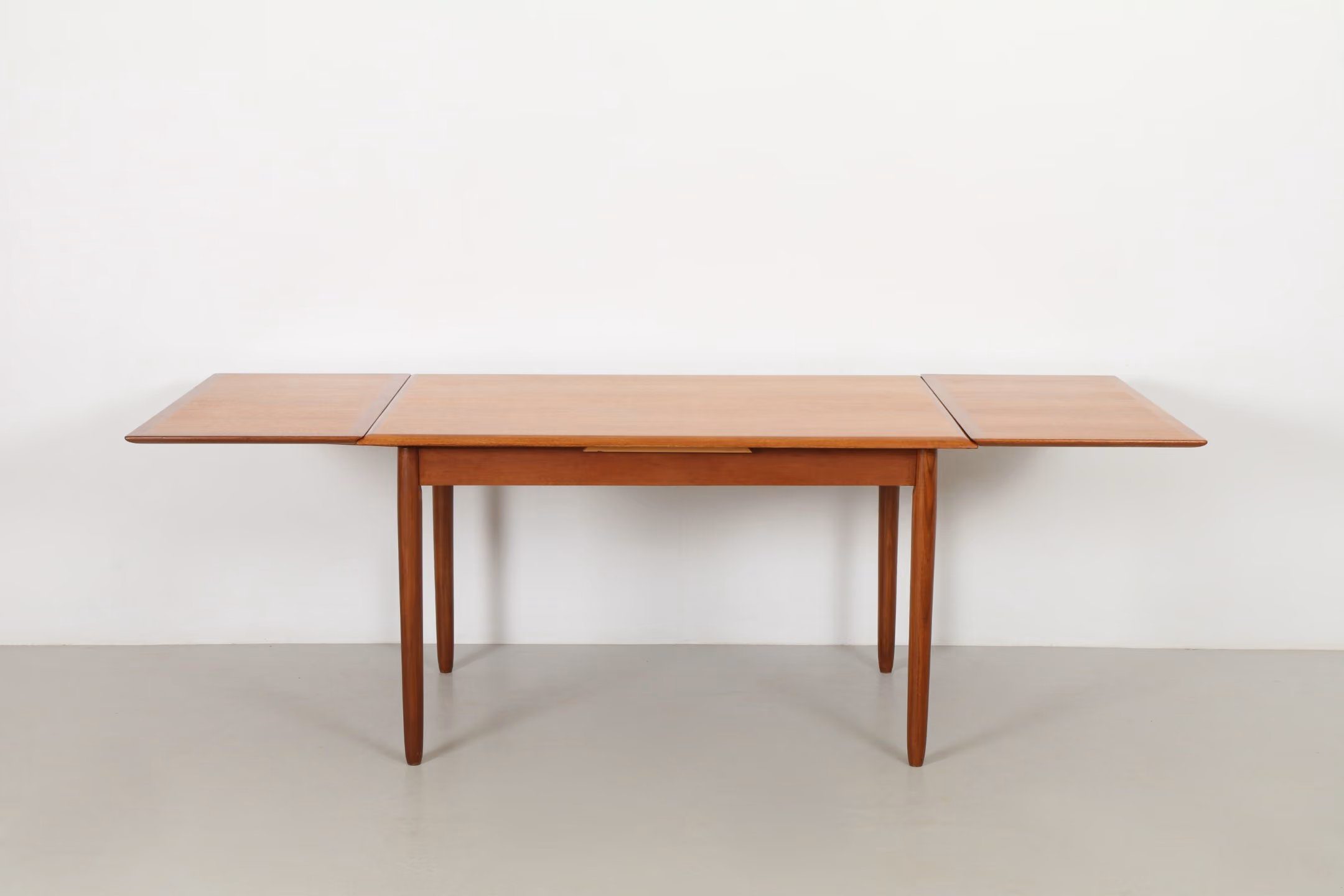 Stunning Danish Mid-Century Extending Dining Table