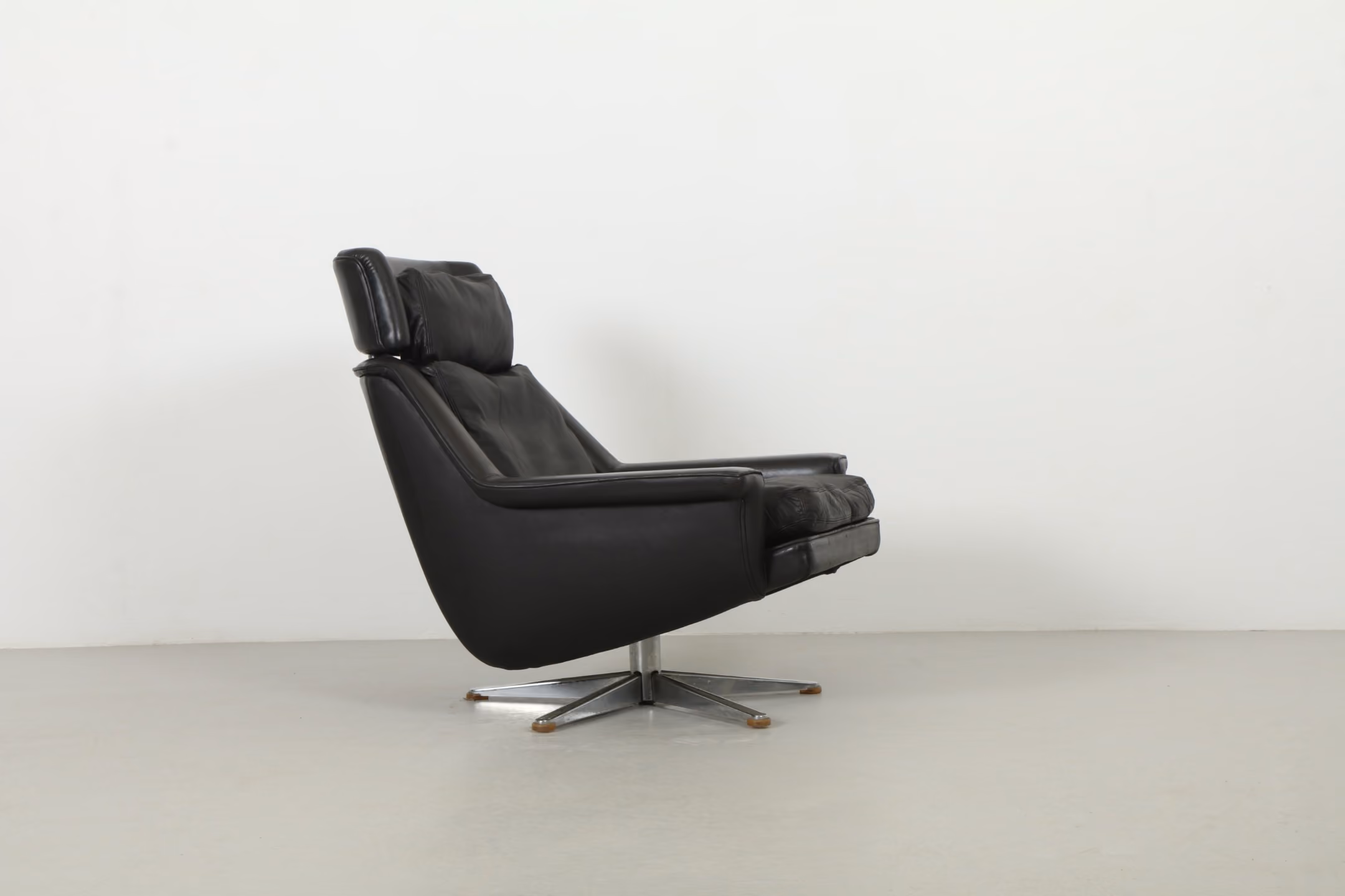 Bold Werner Langenfeld 'Model 802' Armchair by ESA Mobelvaerk