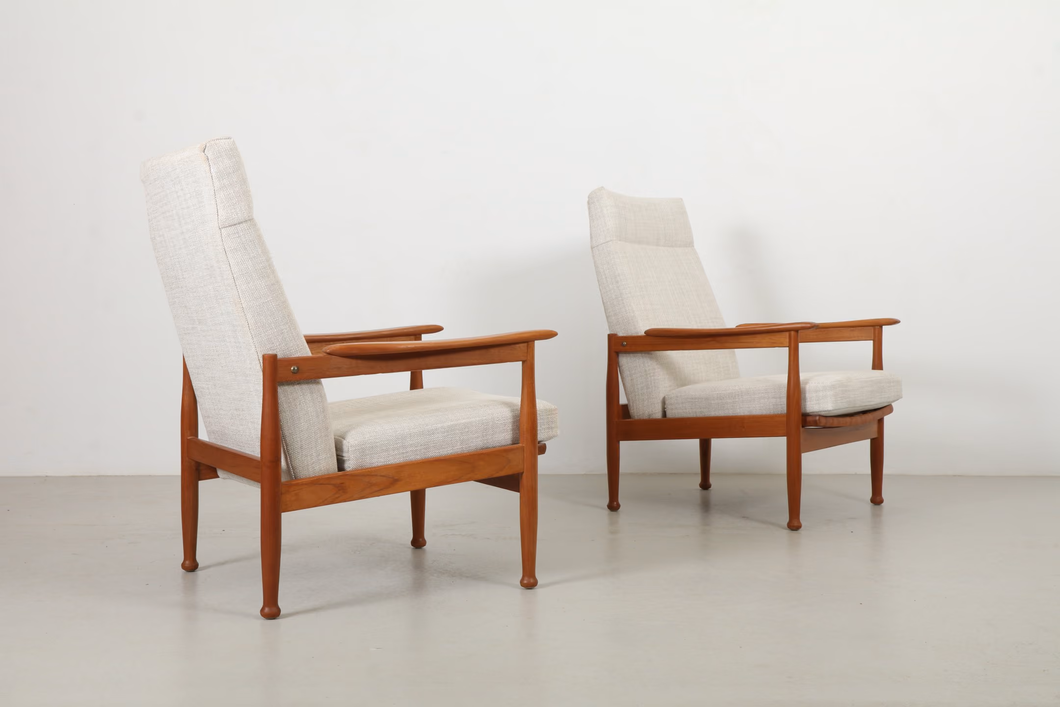 Pair of Handsome Fejer & Pamphilon 'Manhattan' Armchairs by Guy Rogers