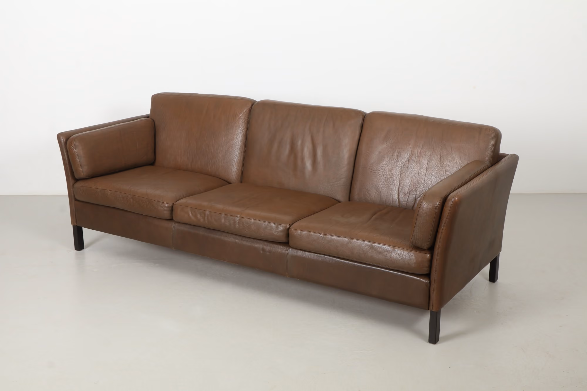 Stunning 'MH2225' Danish Leather Sofa by Mogens Hansen