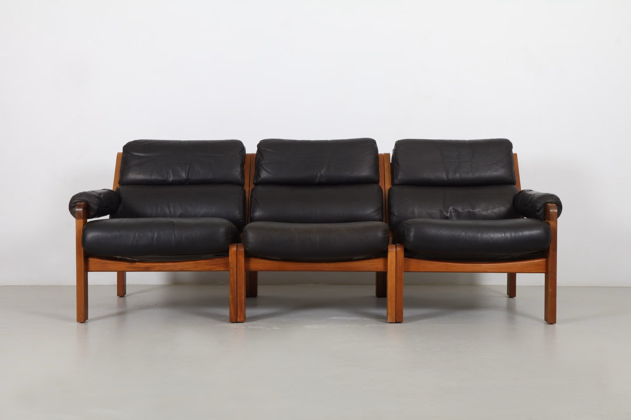 Bold Gerald Easden 'Maverick' Three-Piece Sofa by Module