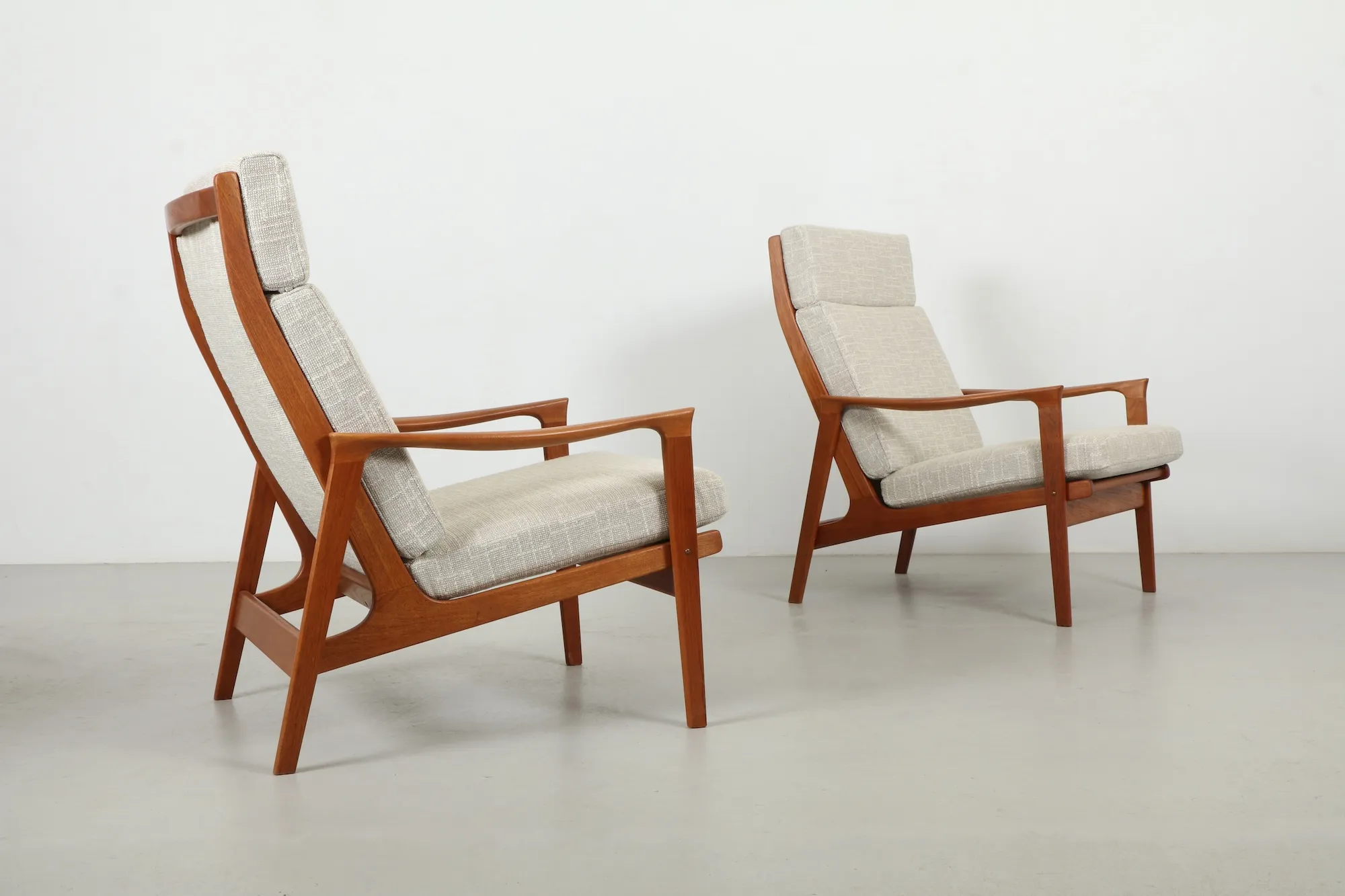 Pair of Sophisticated Tony Parker 'Model 161' Armchairs by Parker