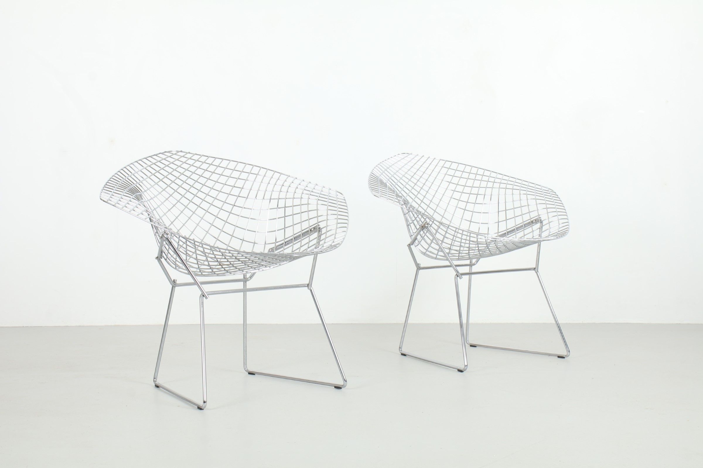 Sharp Harry Bertoia 'Diamond' Chair by Knoll