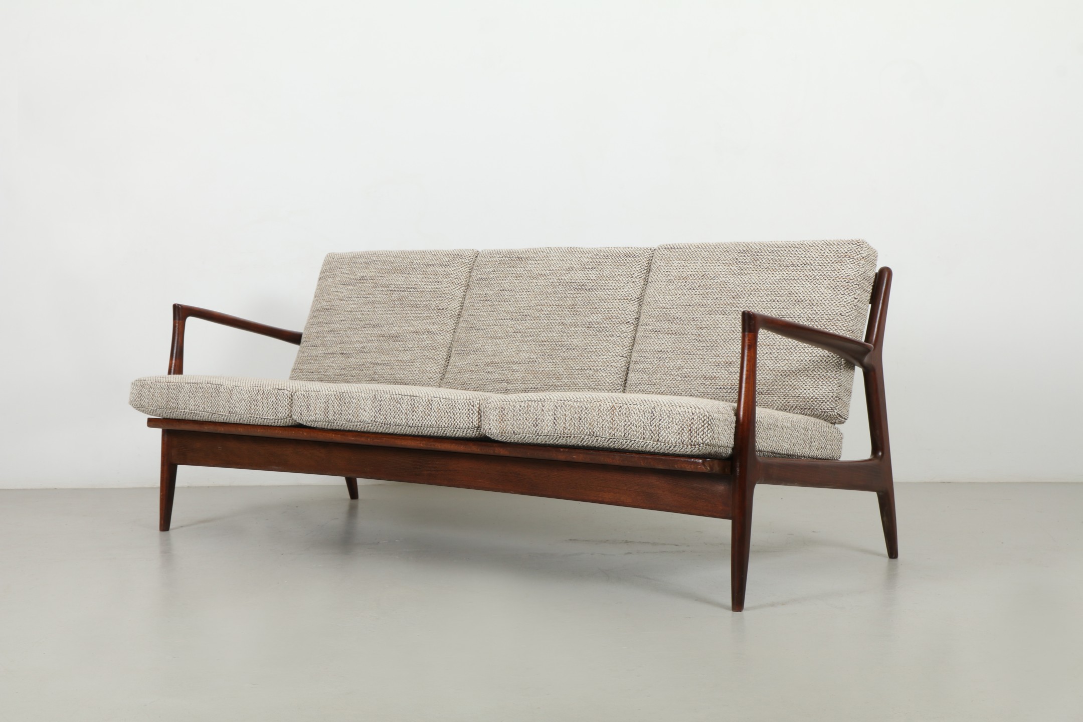 Sleek Ib-Kofod Larsen 'Knife Blade' Sofa for Selig