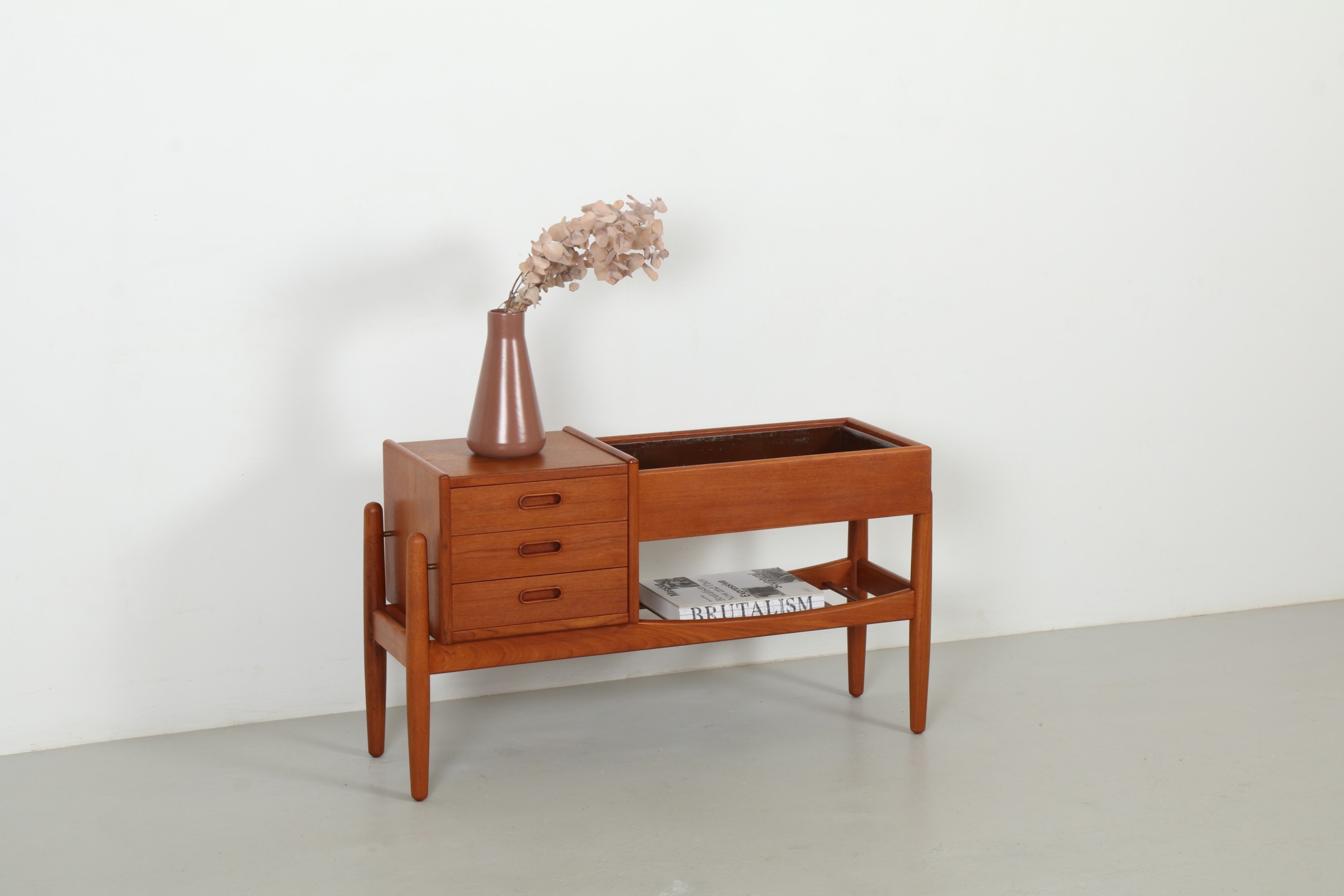 Versatile Arne Wahl Iversen 'Nr. 36' Planter Cabinet by Vinde Møbelfabrik