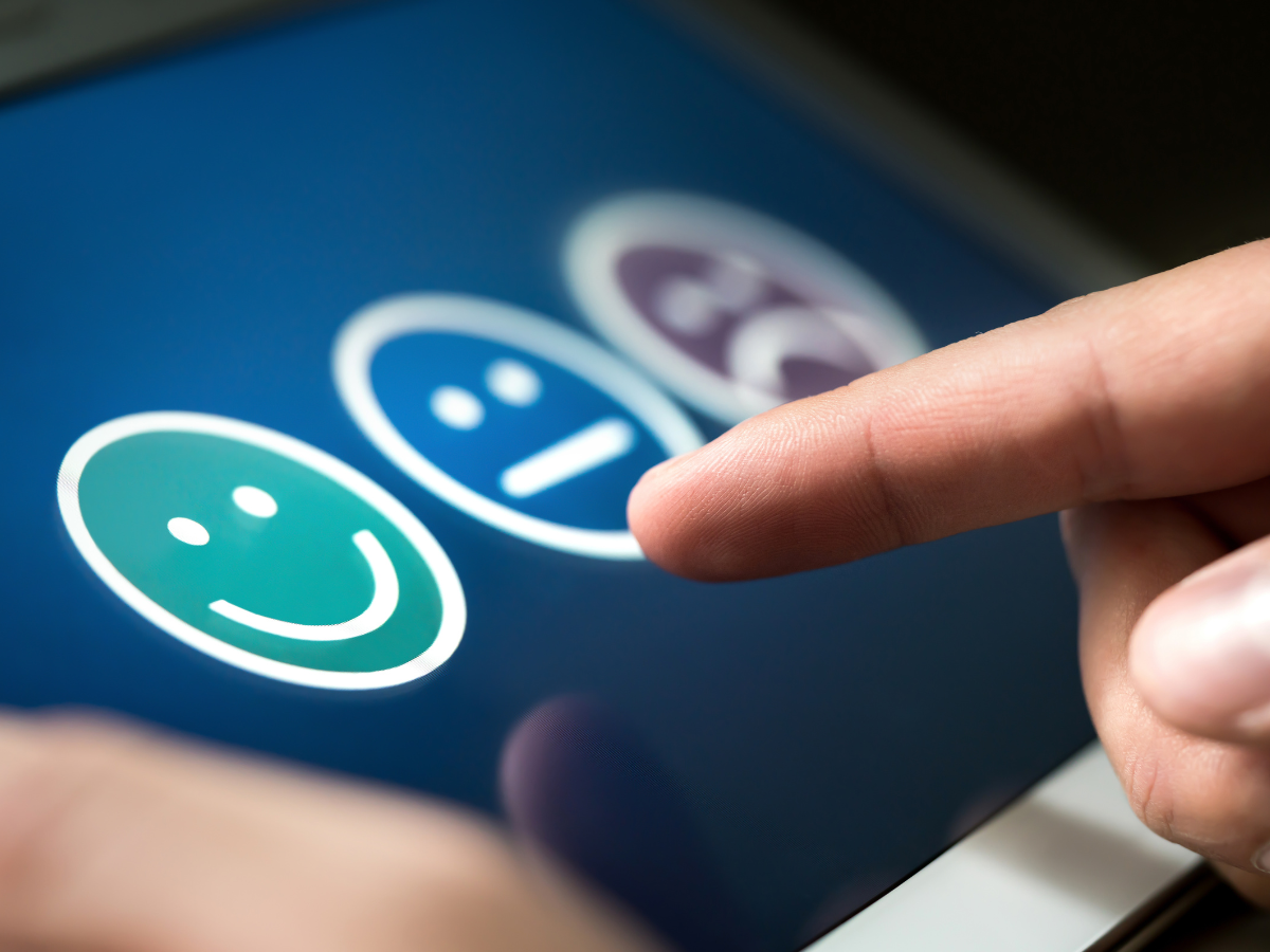 Collecting and Analyzing Initial User Feedback for Your SaaS