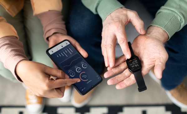 How to Integrate IoT with Wearables: A Comprehensive Guide