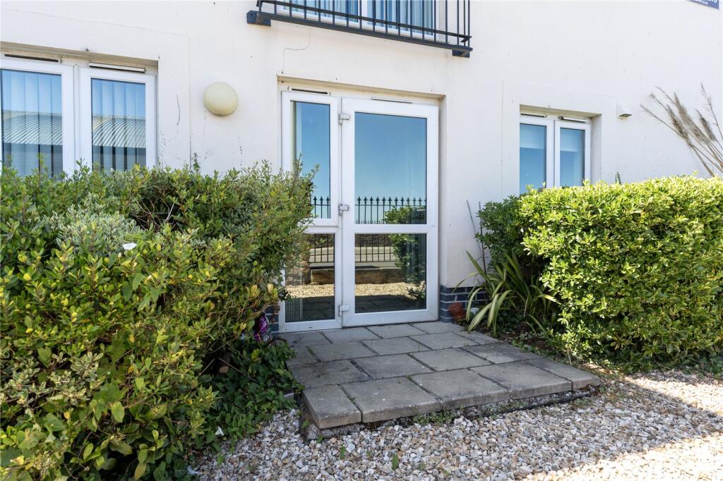 1 bedroom apartment in Penzance