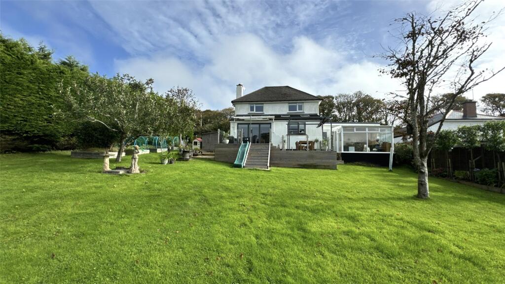 3 bedroom detached house in Nancledra