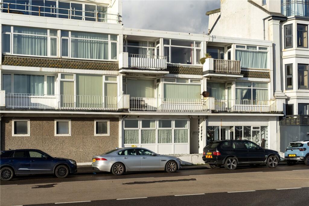 studio apartment in Penzance, great long let, investment