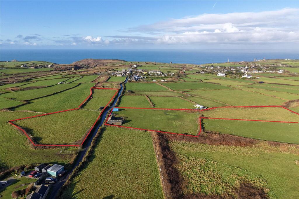 land for sale in St. Just acres and stable