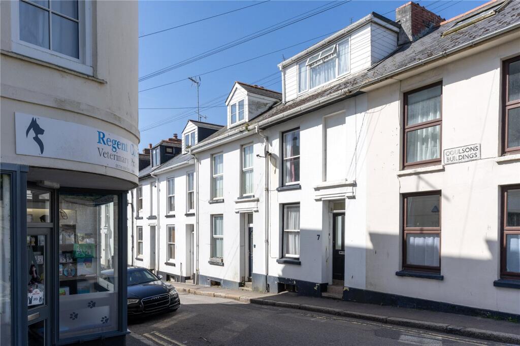 3 bedroom terraced house in Penzance, great location, no chain
