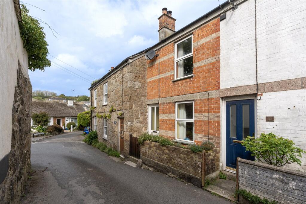 2 bedroom house in Gulval, no chain, great first time buyers house