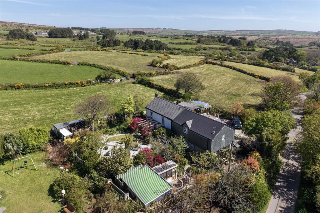 4 bedroom detached house in Newmill, great location