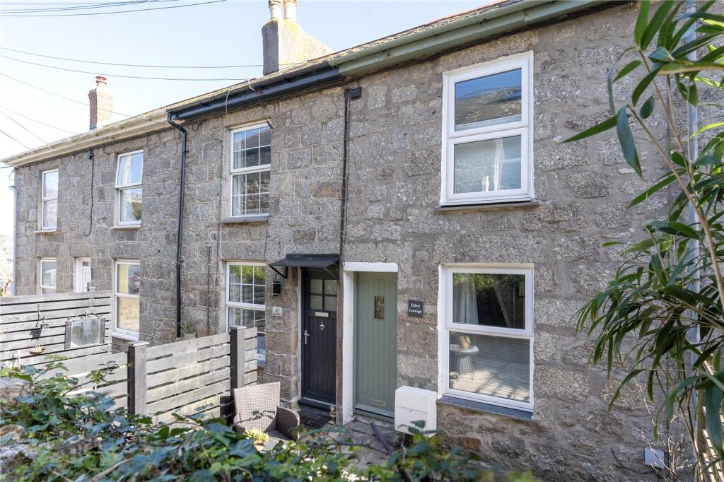 2 bedroom terraced house in Newlyn, no chain